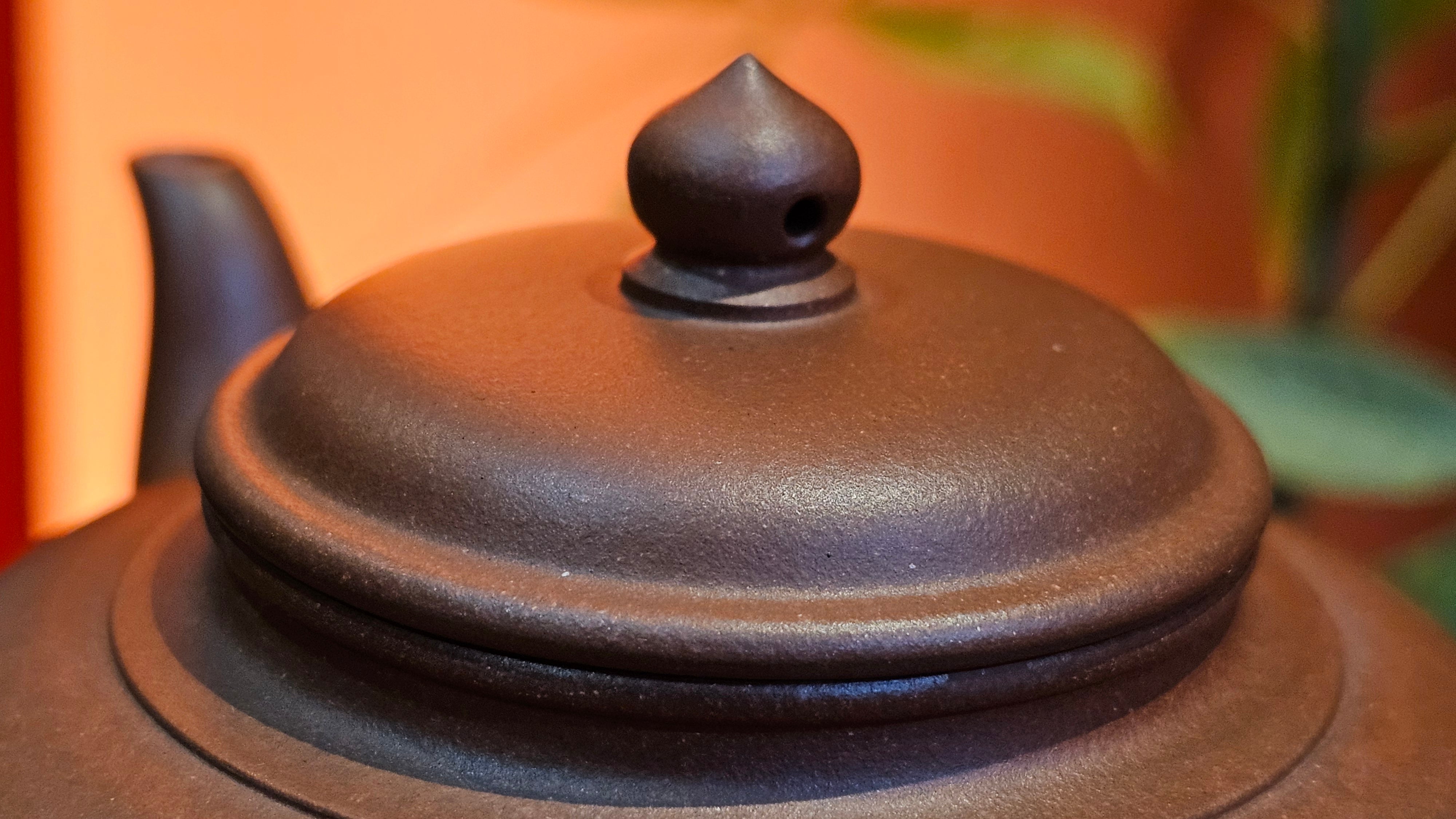 Xiao Ying 笑樱, 223.5ml, Di Cao Qing Zi Ni 底槽青紫泥, by our Collaborative Craftsman Wang Li Qin 王丽勤。