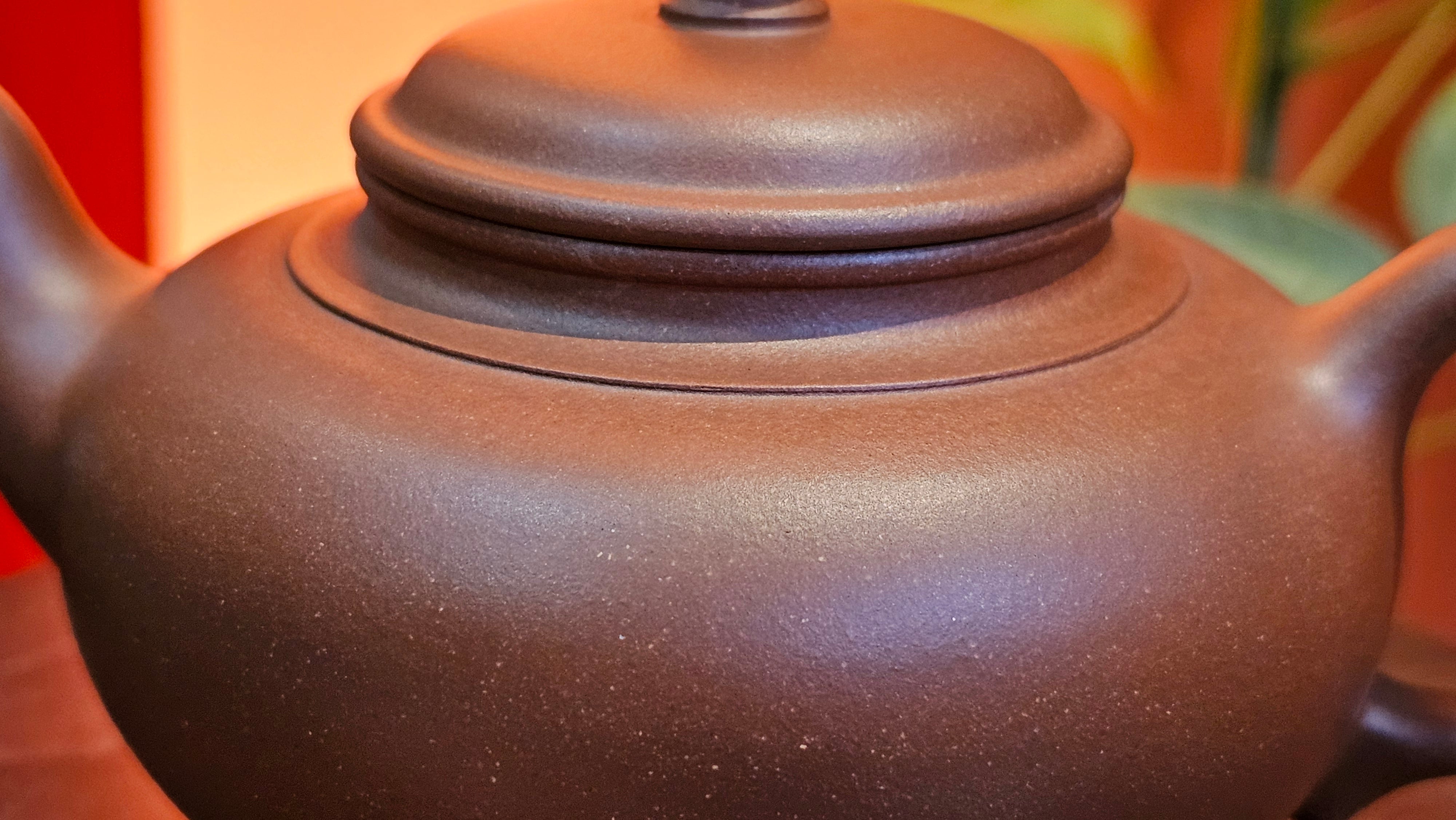 Xiao Ying 笑樱, 223.5ml, Di Cao Qing Zi Ni 底槽青紫泥, by our Collaborative Craftsman Wang Li Qin 王丽勤。