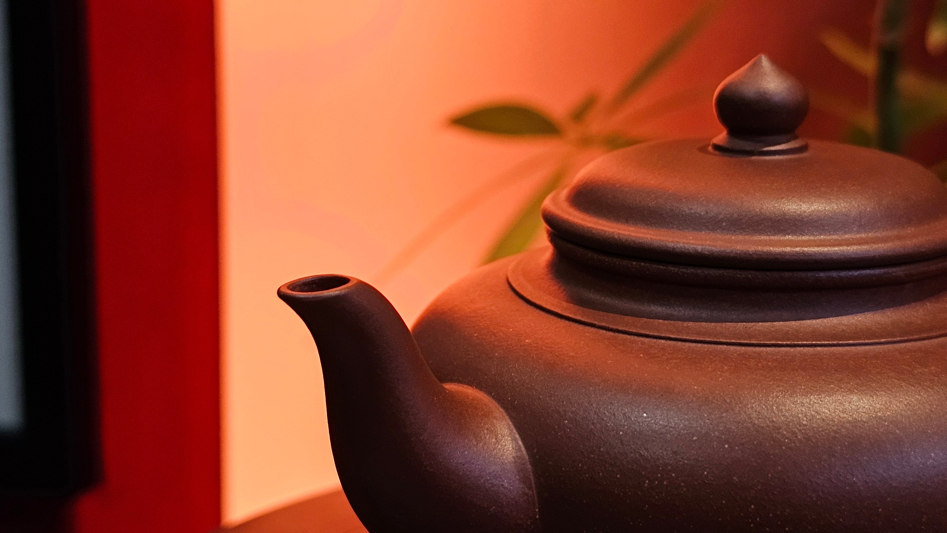 Xiao Ying 笑樱, 223.5ml, Di Cao Qing Zi Ni 底槽青紫泥, by our Collaborative Craftsman Wang Li Qin 王丽勤。