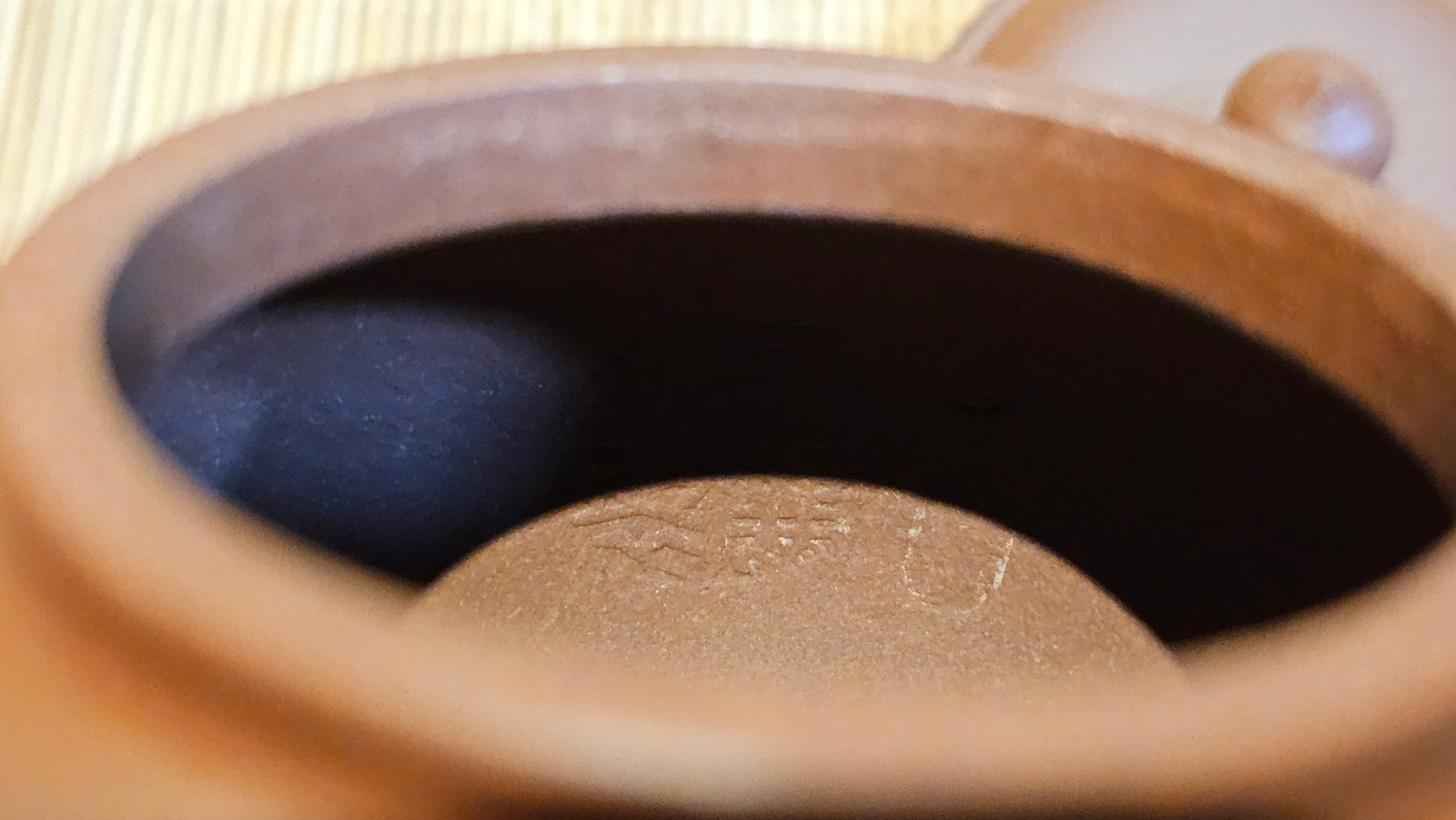 Xiao Ying 笑樱, 223.5ml, Di Cao Qing Zi Ni 底槽青紫泥, by our Collaborative Craftsman Wang Li Qin 王丽勤。