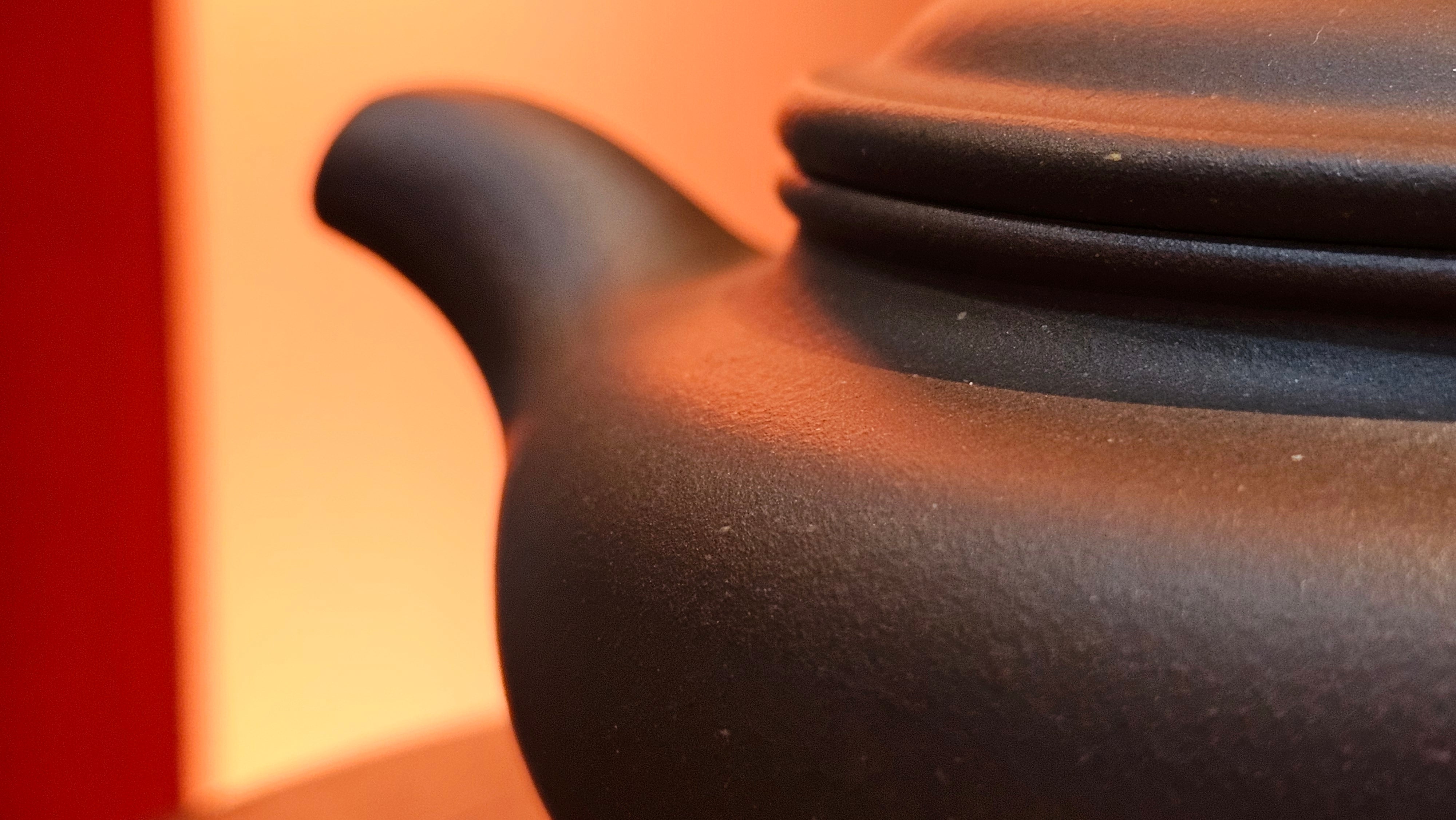 Bian Fu 扁腹, 268.6ml, Di Cao Qing Zi Ni 底槽青紫泥, by our Collaborative Craftsman Chen Fa Chu 陈法初。