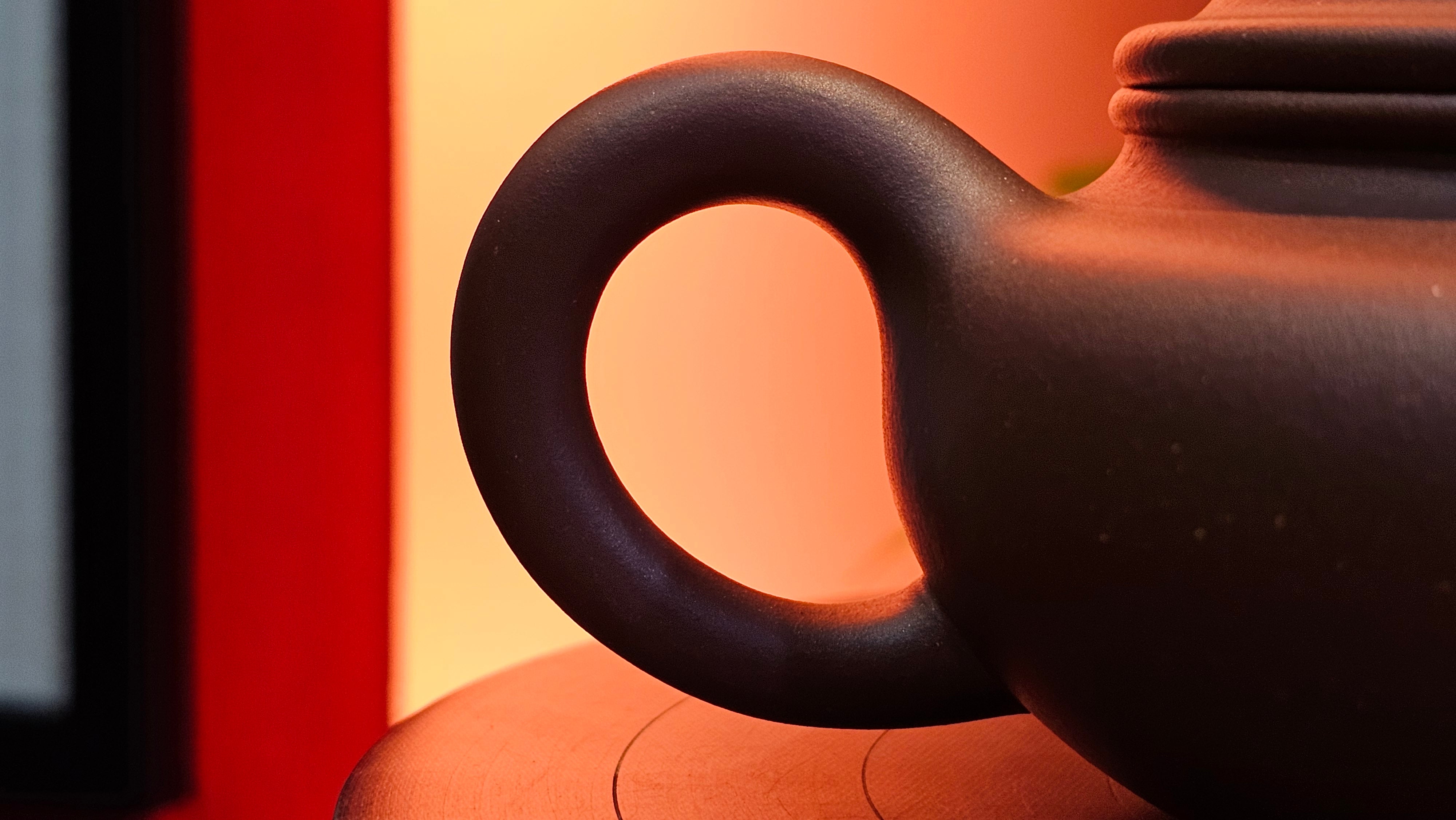 Bian Fu 扁腹, 268.6ml, Di Cao Qing Zi Ni 底槽青紫泥, by our Collaborative Craftsman Chen Fa Chu 陈法初。