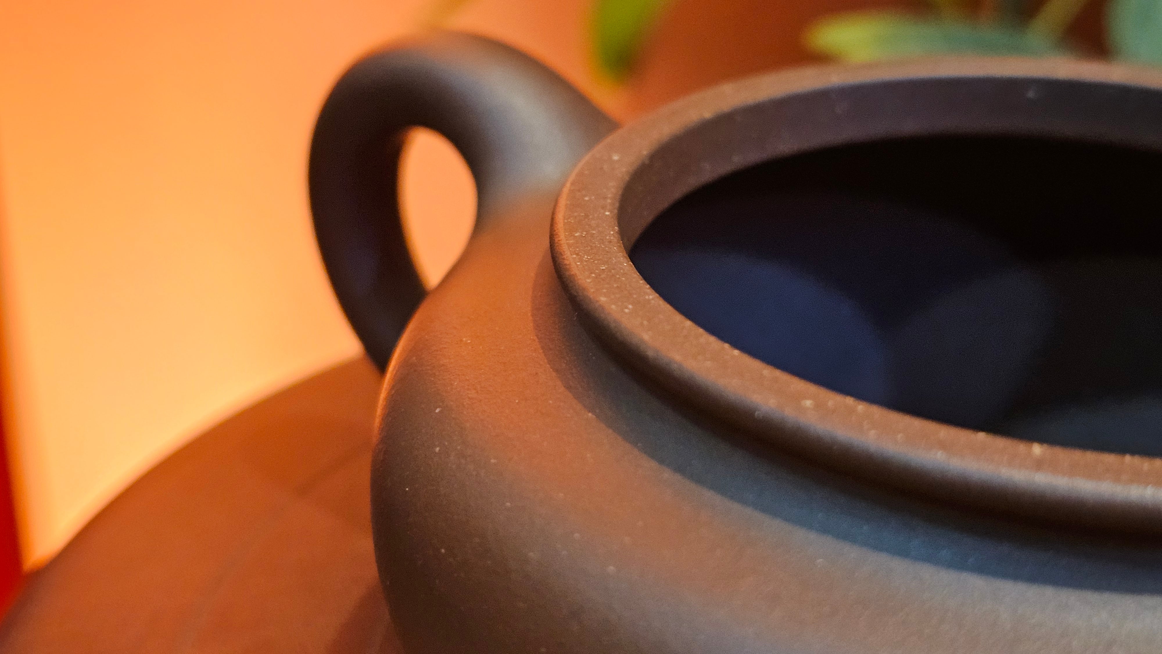 Bian Fu 扁腹, 268.6ml, Di Cao Qing Zi Ni 底槽青紫泥, by our Collaborative Craftsman Chen Fa Chu 陈法初。