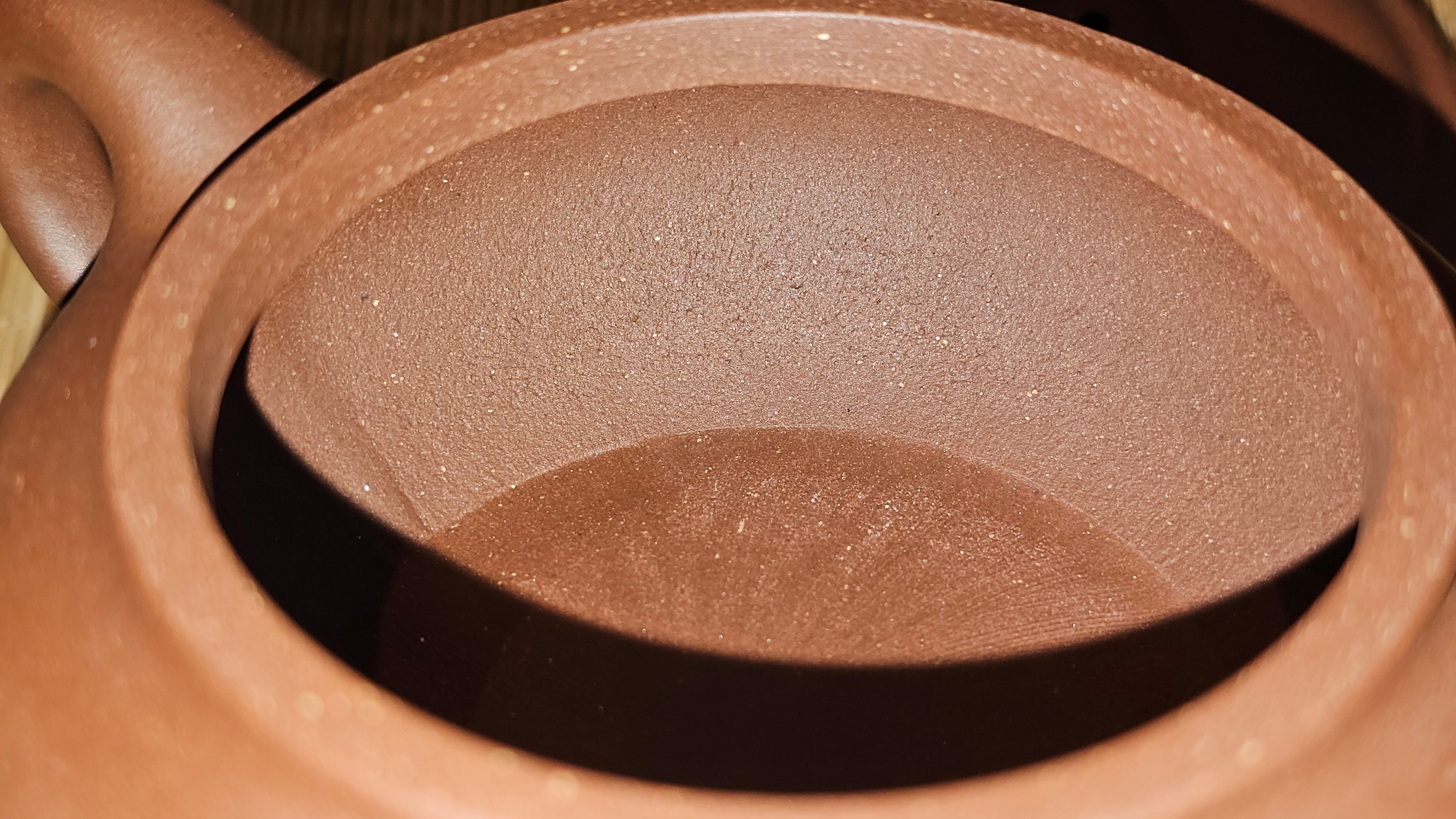 Bian Fu 扁腹, 268.6ml, Di Cao Qing Zi Ni 底槽青紫泥, by our Collaborative Craftsman Chen Fa Chu 陈法初。