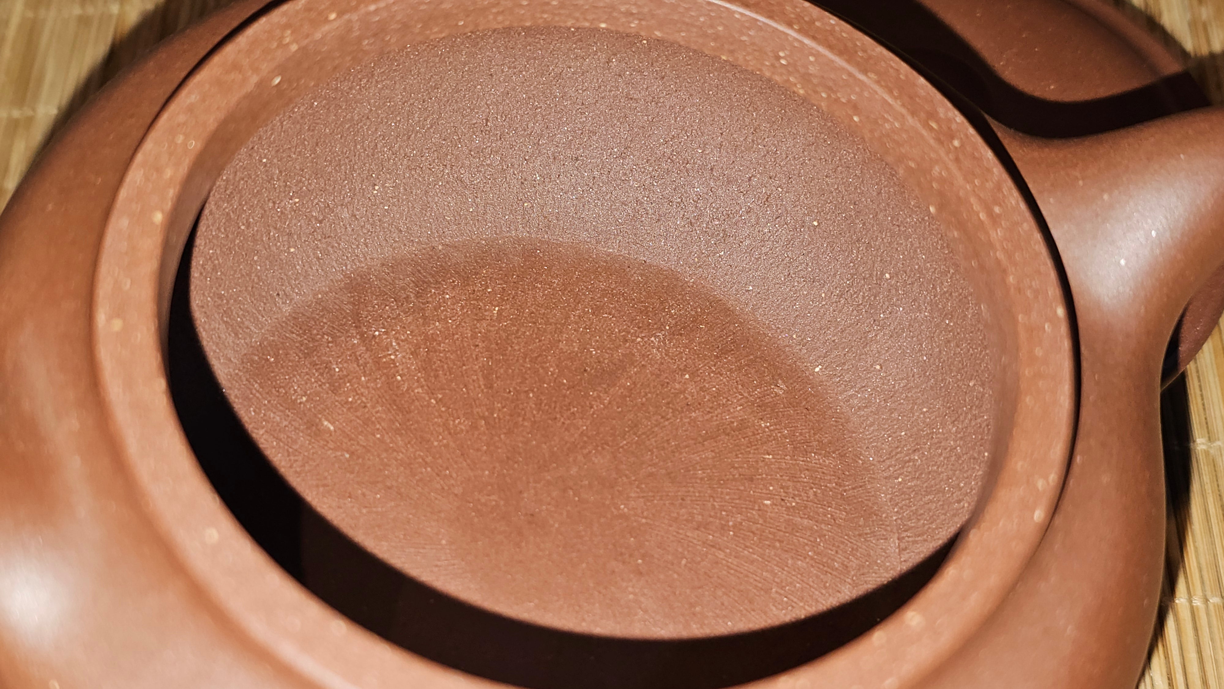 Bian Fu 扁腹, 268.6ml, Di Cao Qing Zi Ni 底槽青紫泥, by our Collaborative Craftsman Chen Fa Chu 陈法初。