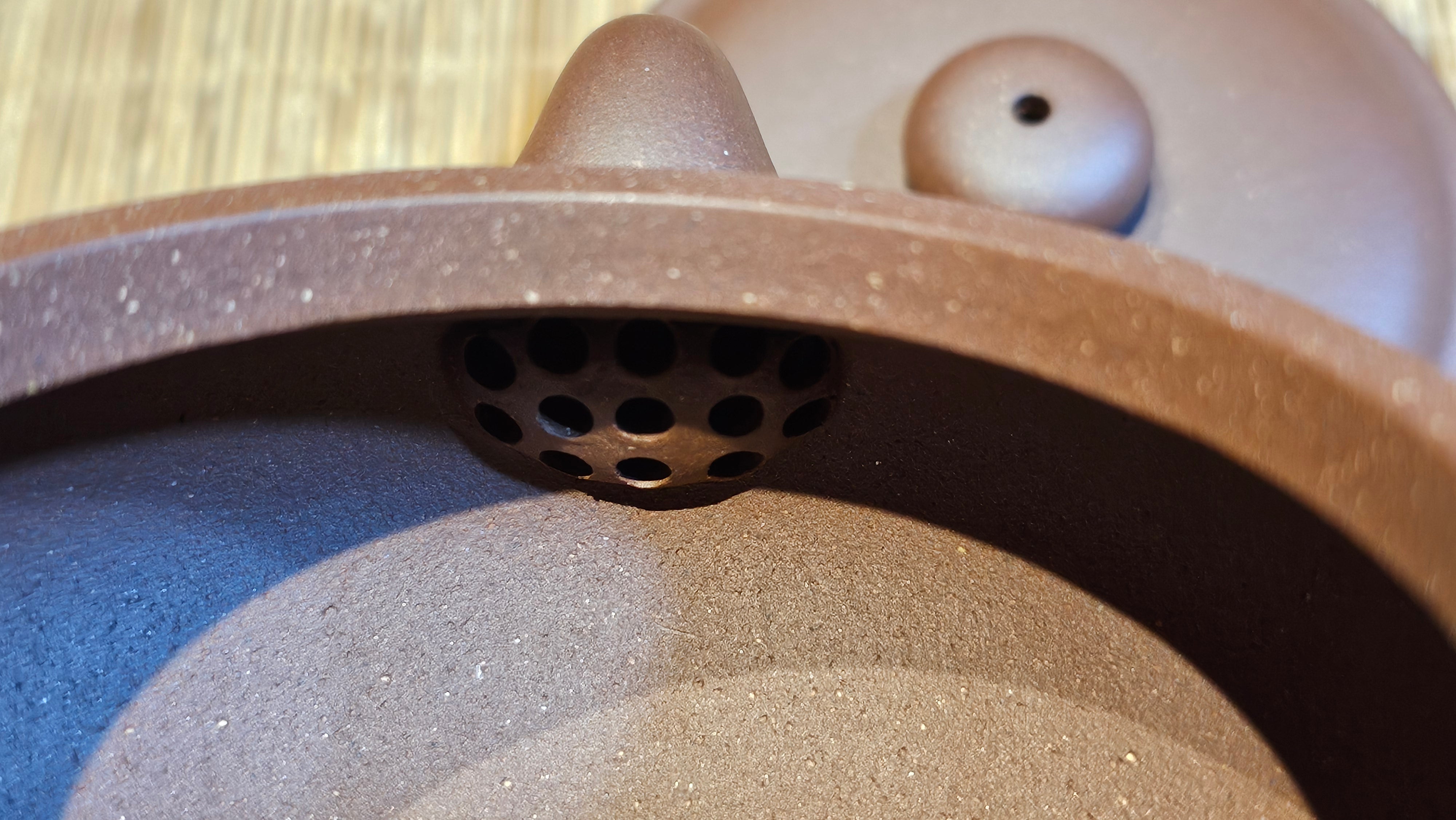 Bian Fu 扁腹, 268.6ml, Di Cao Qing Zi Ni 底槽青紫泥, by our Collaborative Craftsman Chen Fa Chu 陈法初。