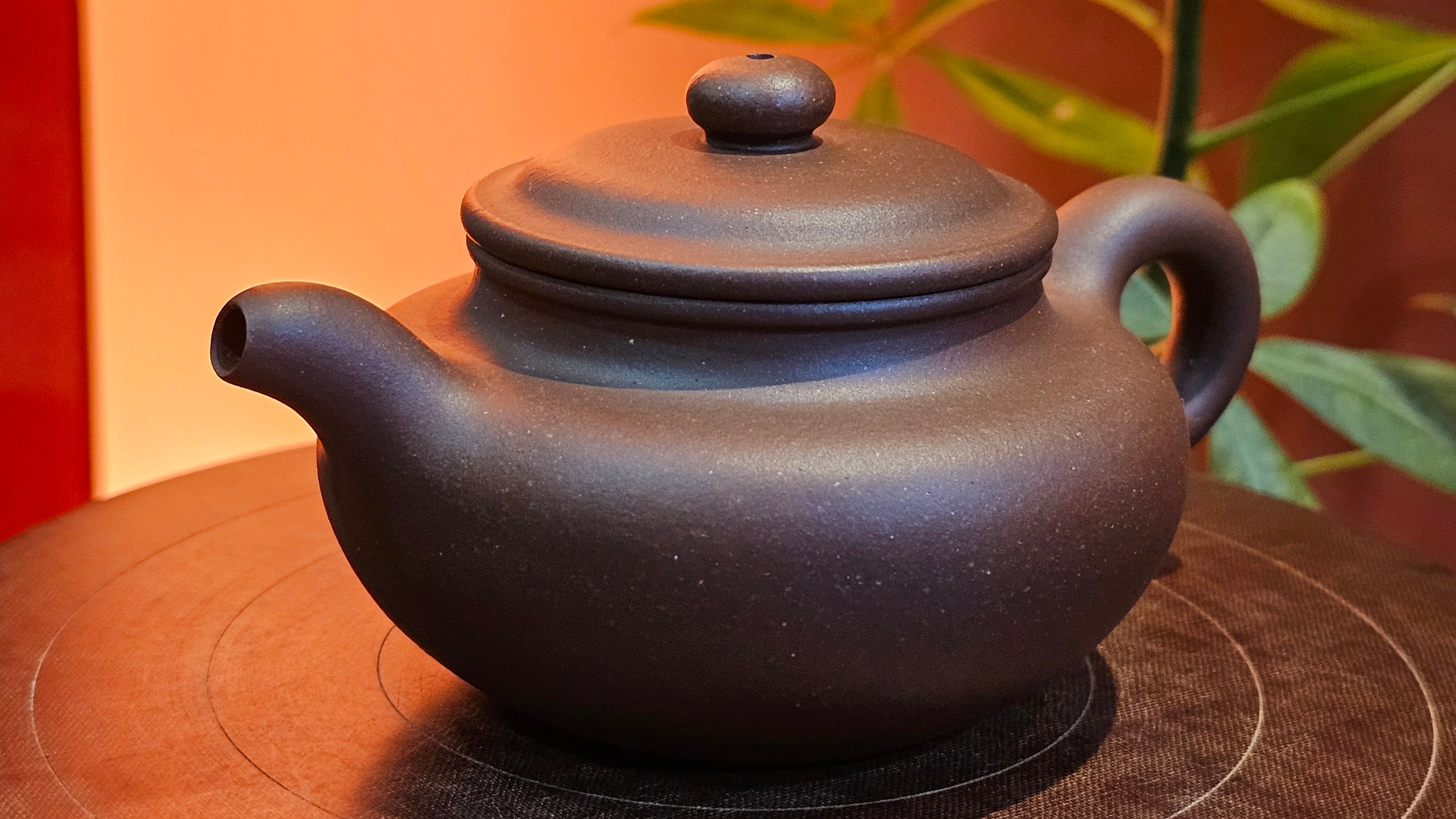 Fang Gu 仿古, 159.5ml, Lao Zi Ni 老紫泥, by our Collaborative Craftsman Chen Fa Chu 陈法初。