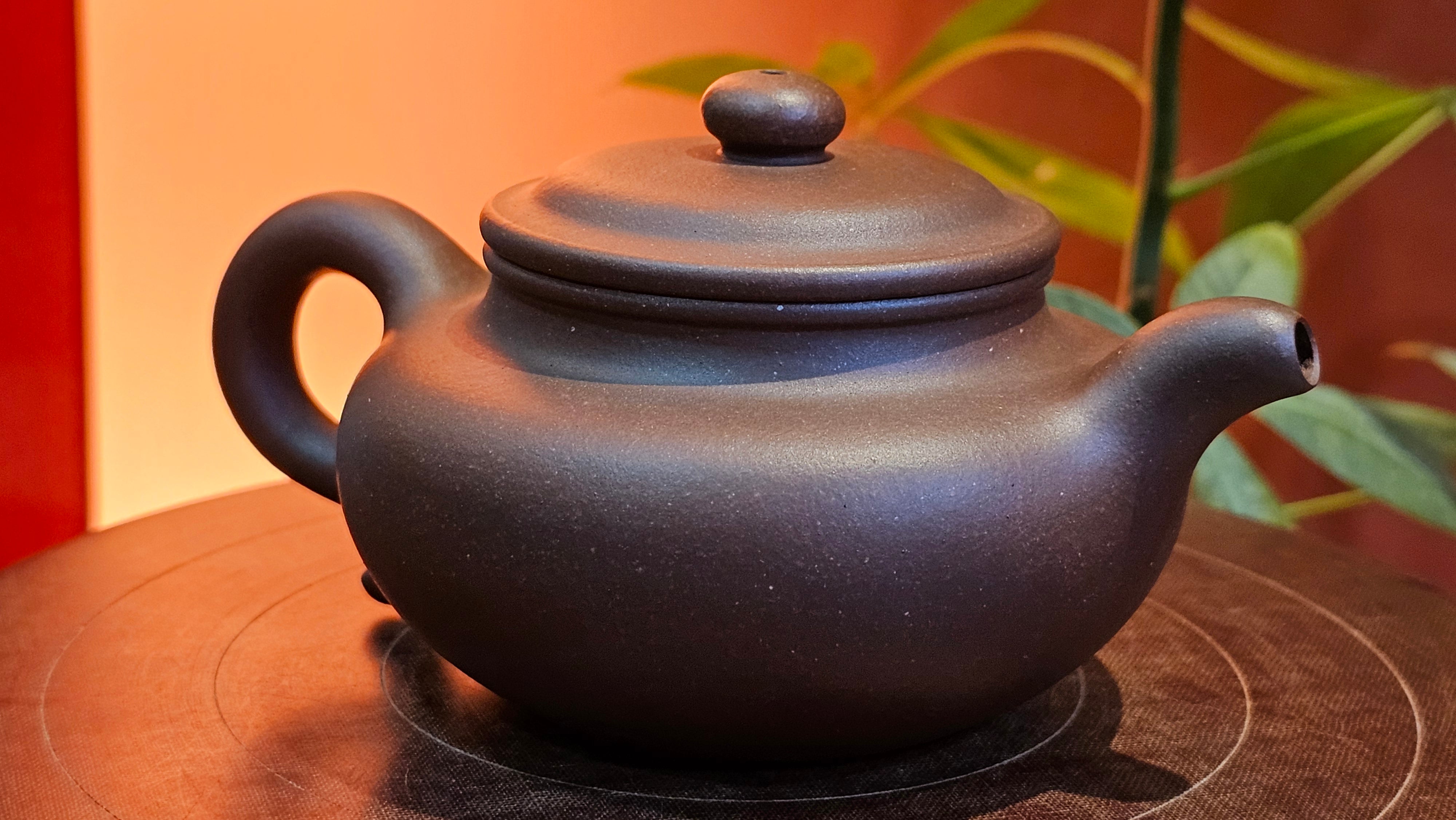 Fang Gu 仿古, 159.5ml, Lao Zi Ni 老紫泥, by our Collaborative Craftsman Chen Fa Chu 陈法初。