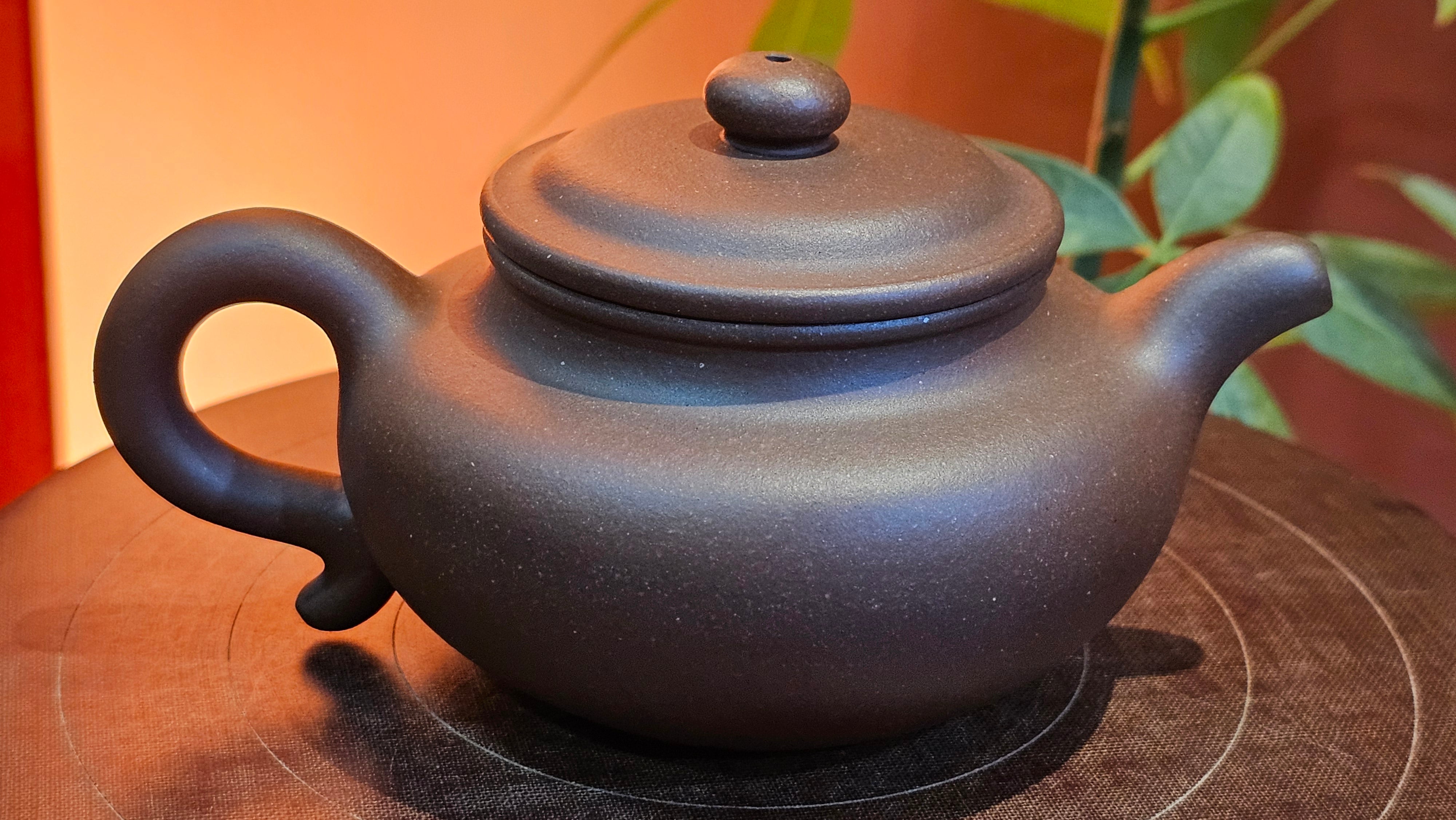 Fang Gu 仿古, 159.5ml, Lao Zi Ni 老紫泥, by our Collaborative Craftsman Chen Fa Chu 陈法初。