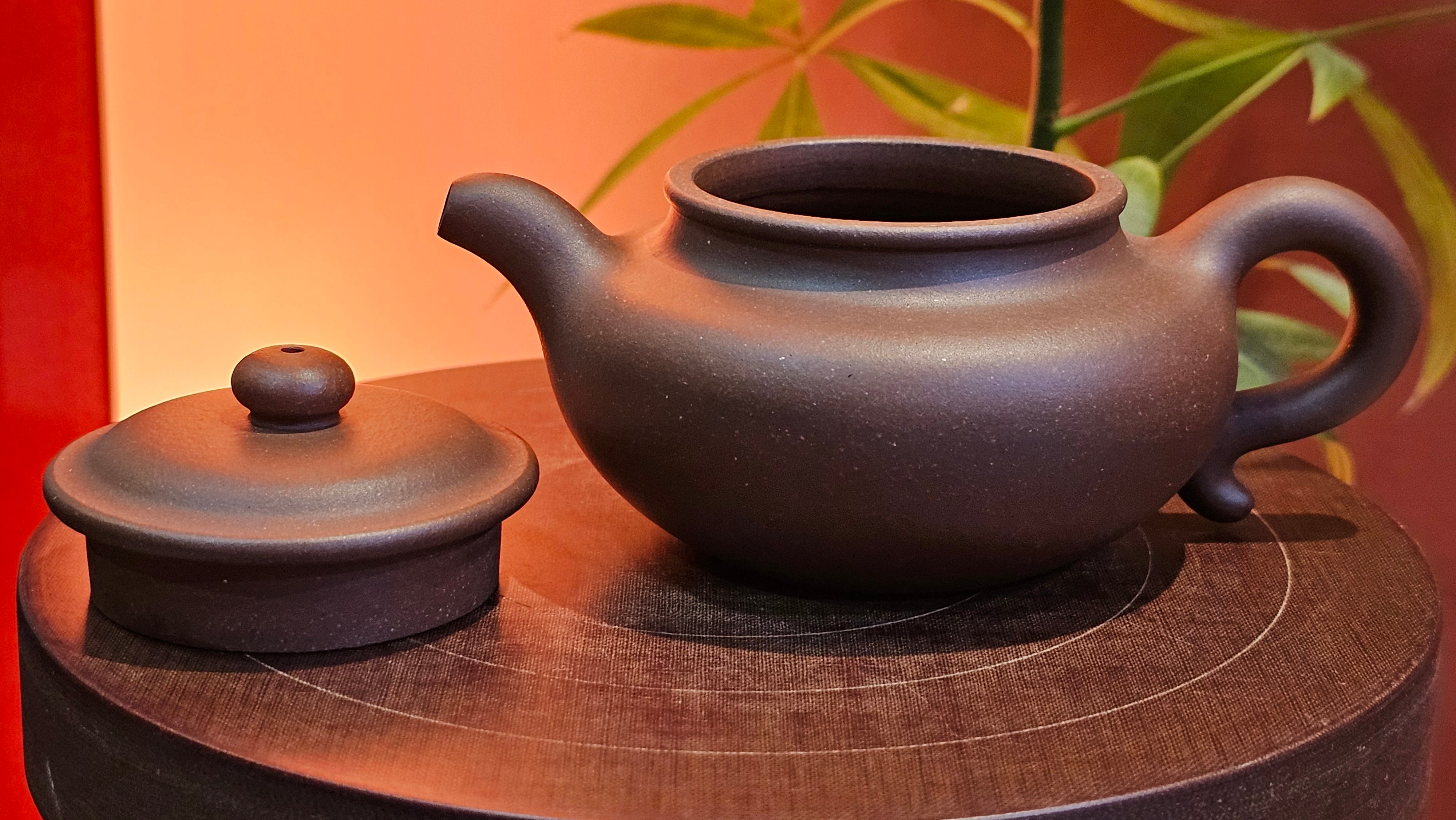 Fang Gu 仿古, 159.5ml, Lao Zi Ni 老紫泥, by our Collaborative Craftsman Chen Fa Chu 陈法初。