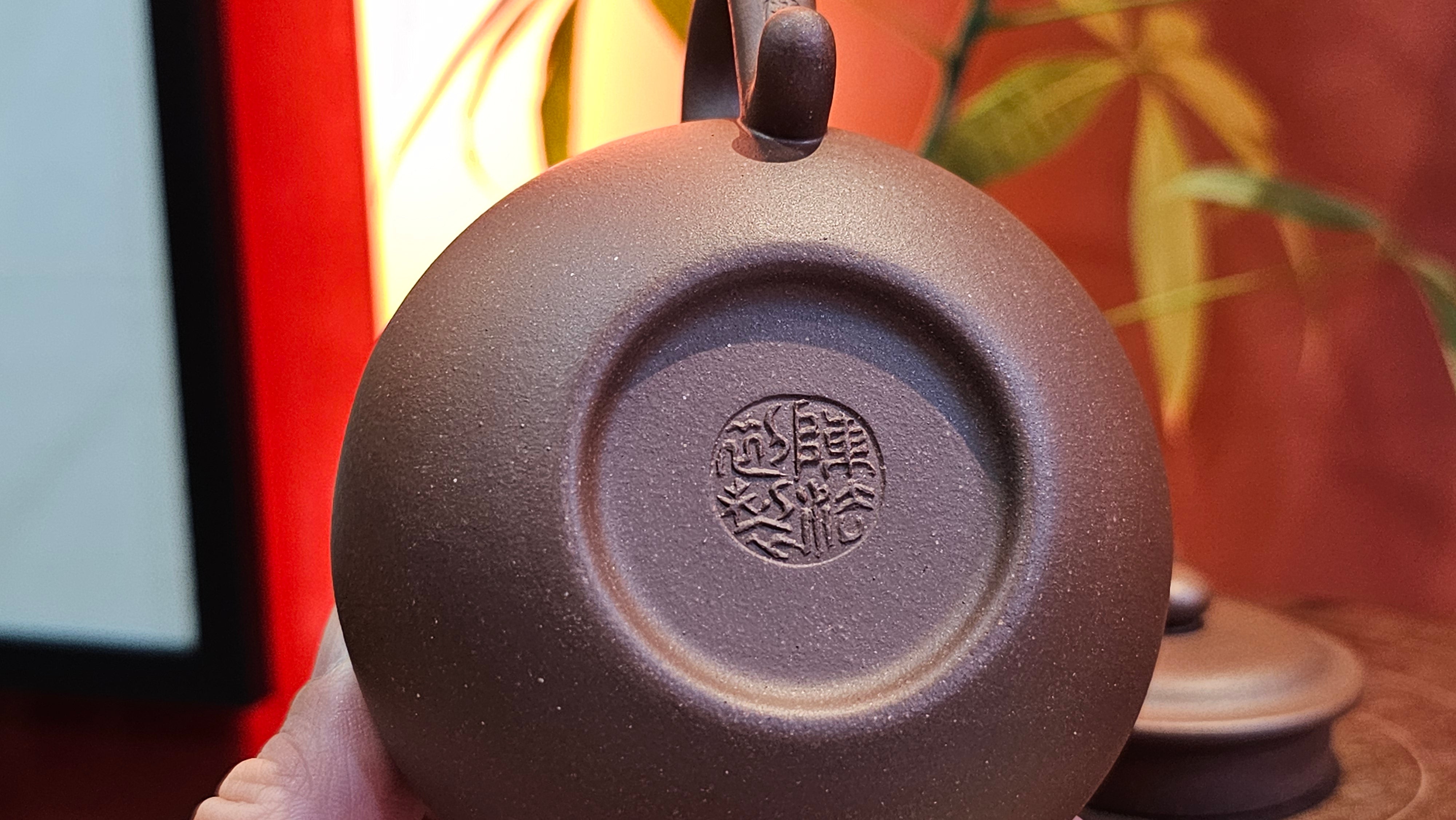 Fang Gu 仿古, 159.5ml, Lao Zi Ni 老紫泥, by our Collaborative Craftsman Chen Fa Chu 陈法初。