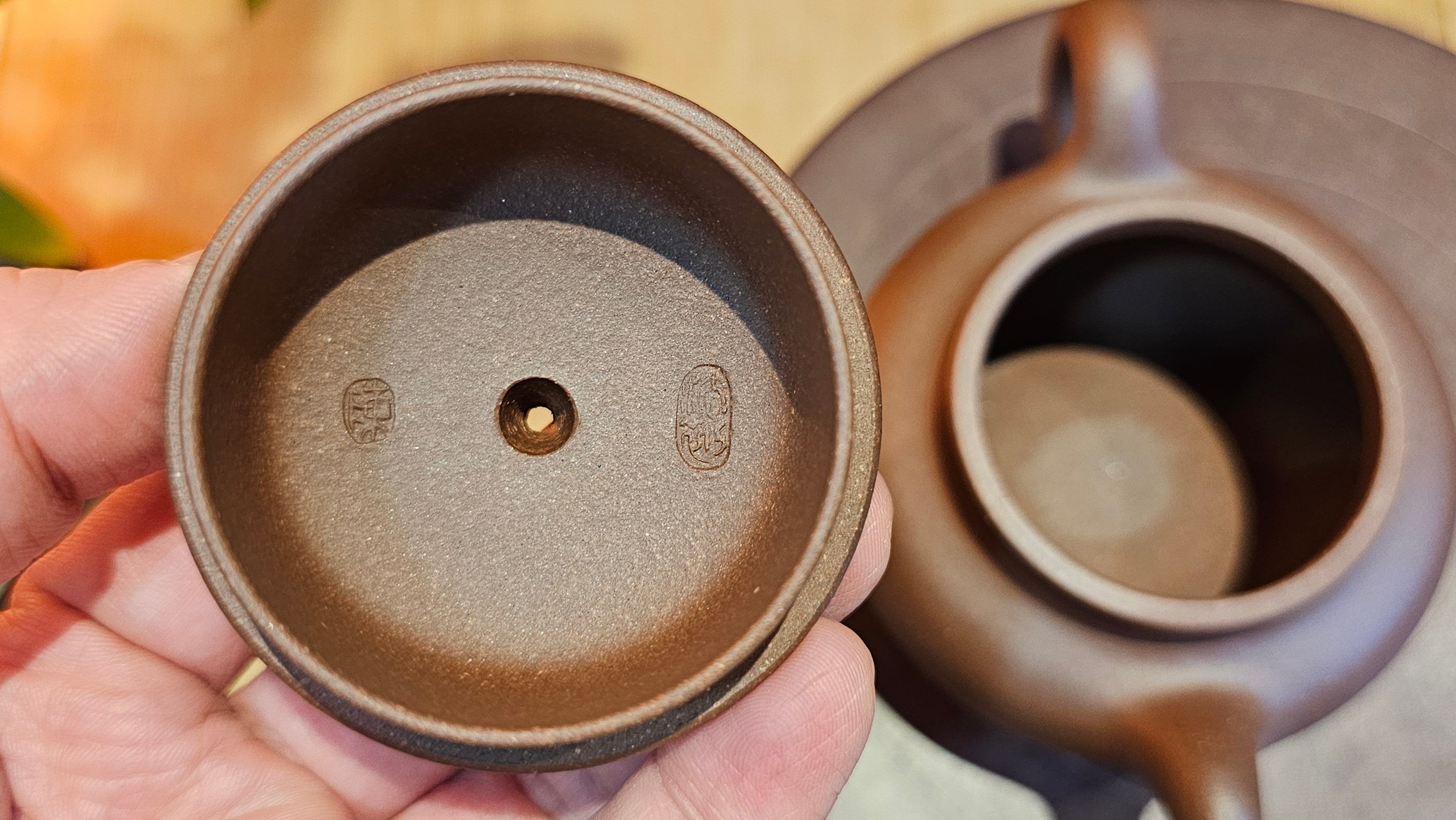 Fang Gu 仿古, 159.5ml, Lao Zi Ni 老紫泥, by our Collaborative Craftsman Chen Fa Chu 陈法初。