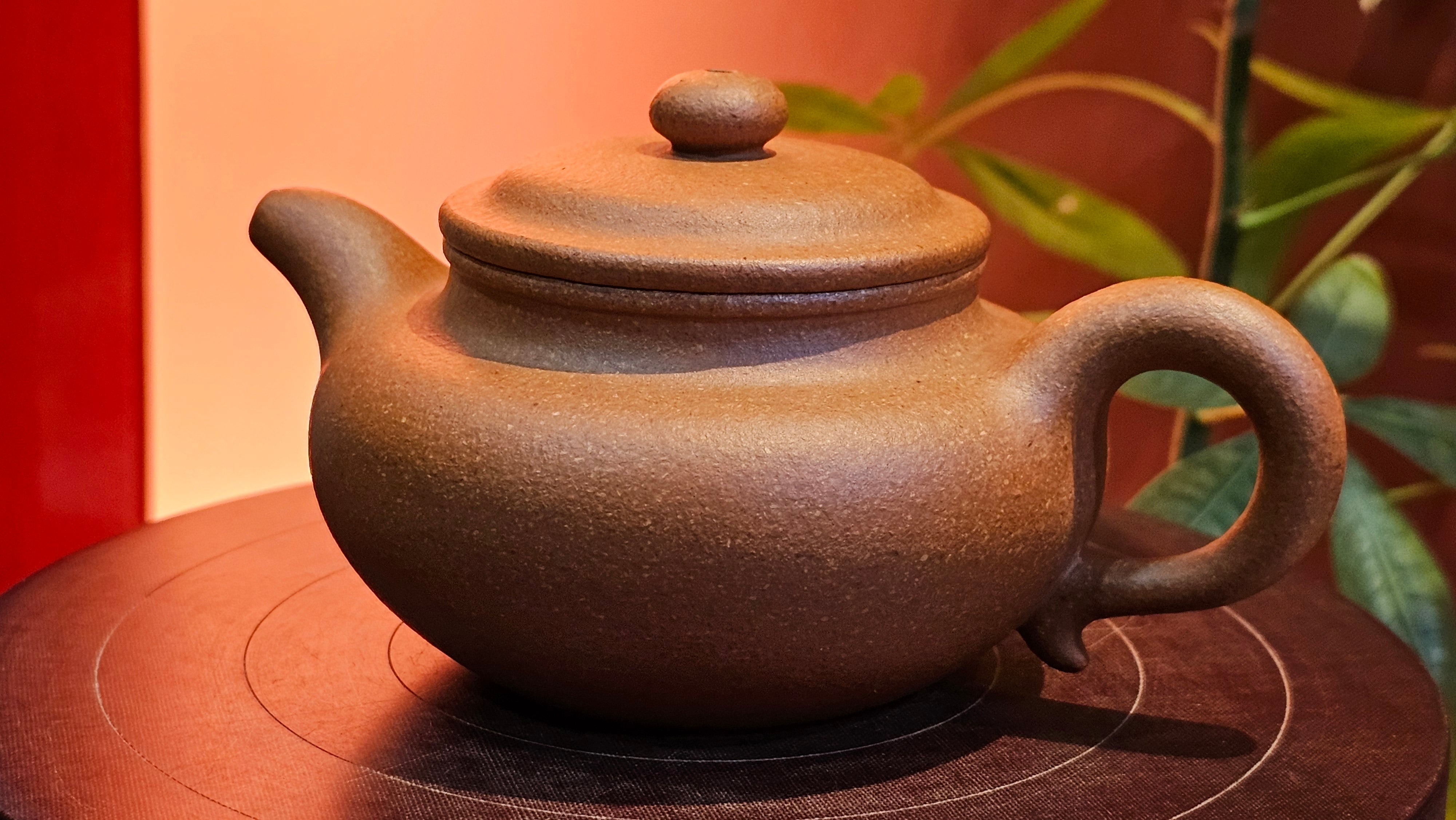 Fang Gu 仿古, 207.3ml, Huang Jiang Po Ni 黄降坡泥, by our Collaborative Craftsman Chen Fa Chu 陈法初。