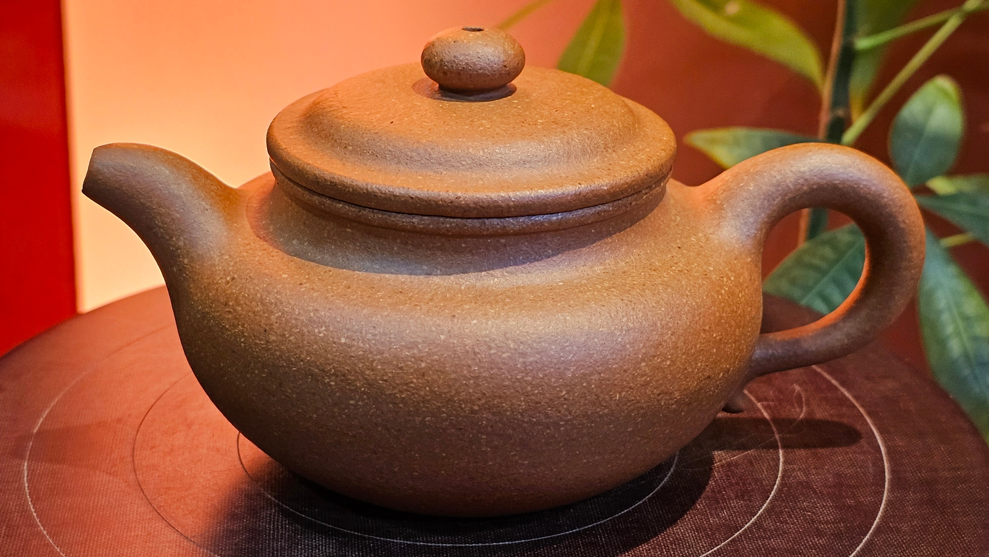 Fang Gu 仿古, 207.3ml, Huang Jiang Po Ni 黄降坡泥, by our Collaborative Craftsman Chen Fa Chu 陈法初。