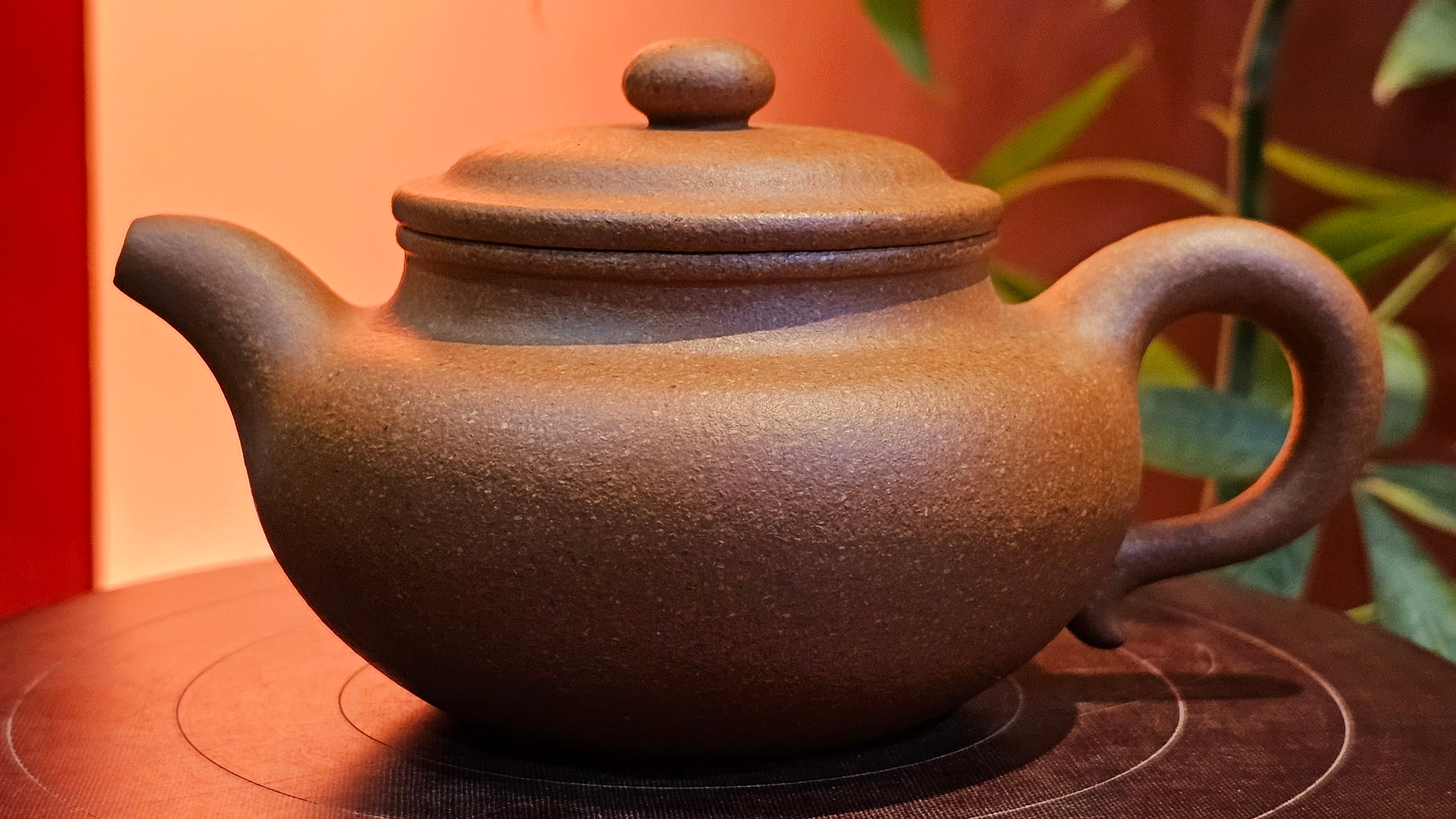 Fang Gu 仿古, 207.3ml, Huang Jiang Po Ni 黄降坡泥, by our Collaborative Craftsman Chen Fa Chu 陈法初。