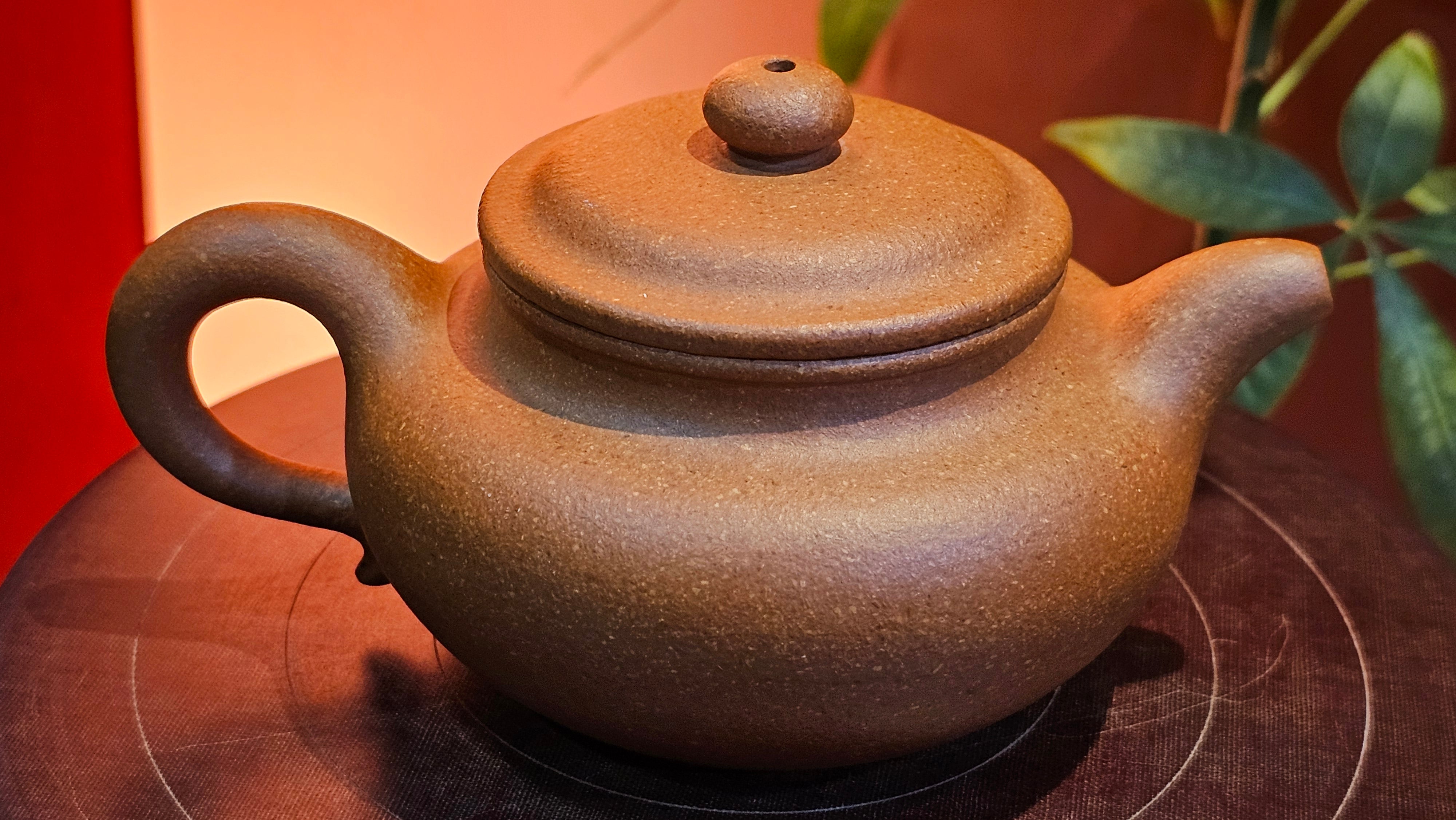 Fang Gu 仿古, 207.3ml, Huang Jiang Po Ni 黄降坡泥, by our Collaborative Craftsman Chen Fa Chu 陈法初。