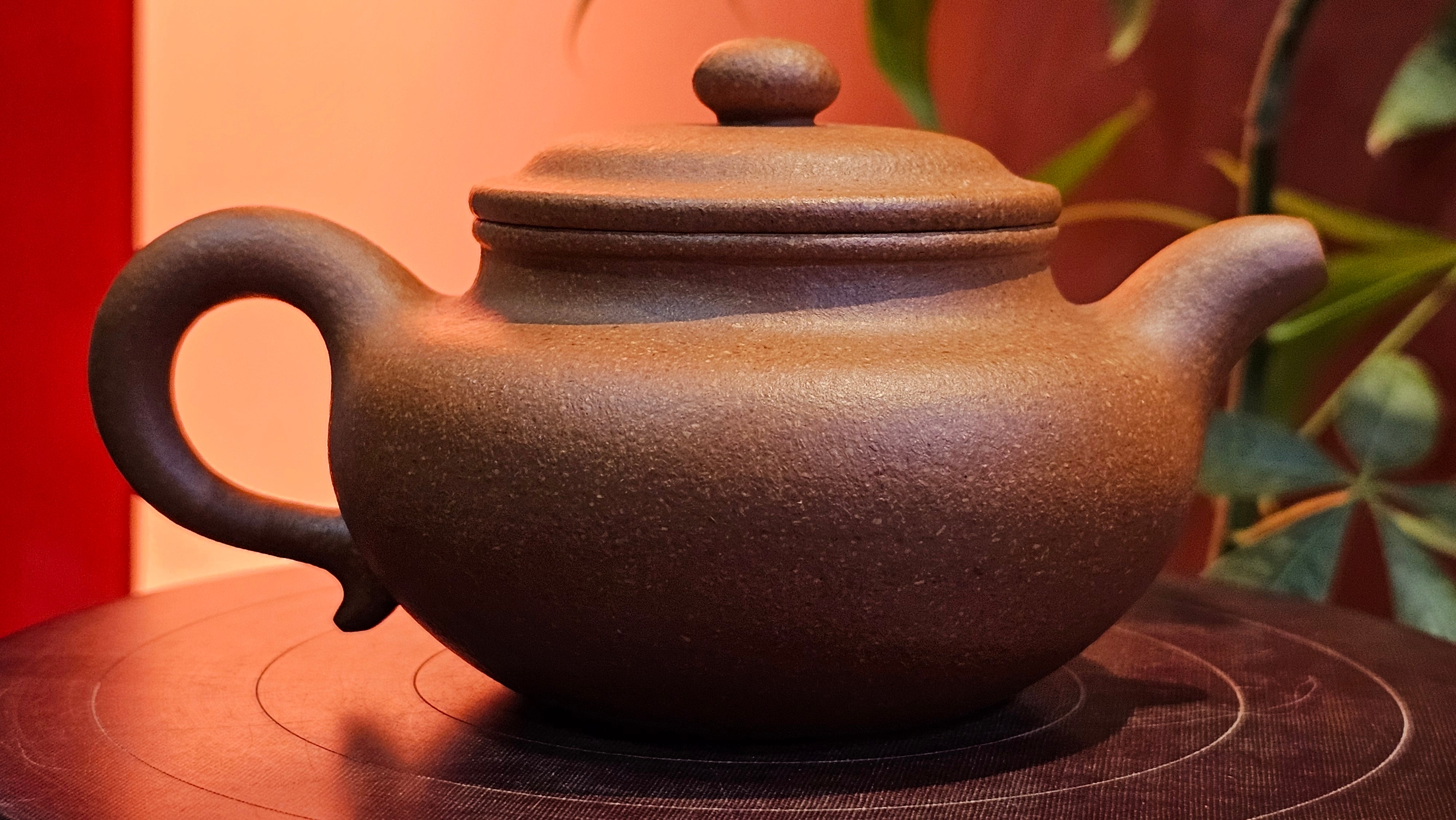 Fang Gu 仿古, 207.3ml, Huang Jiang Po Ni 黄降坡泥, by our Collaborative Craftsman Chen Fa Chu 陈法初。