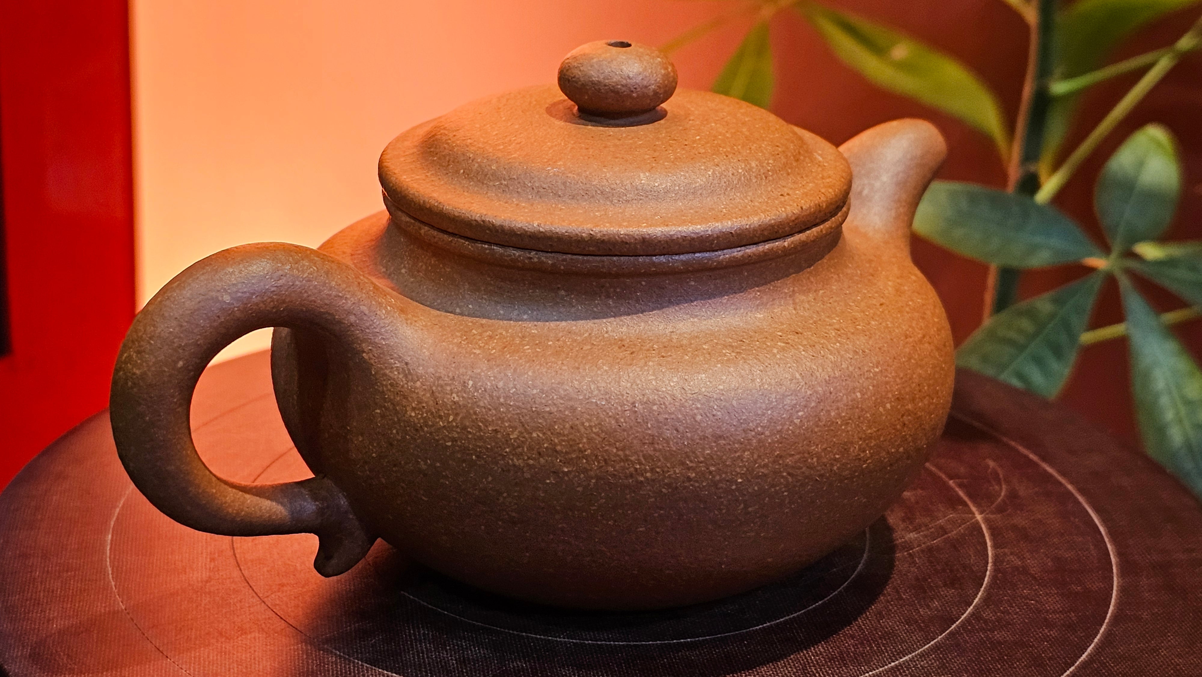 Fang Gu 仿古, 207.3ml, Huang Jiang Po Ni 黄降坡泥, by our Collaborative Craftsman Chen Fa Chu 陈法初。