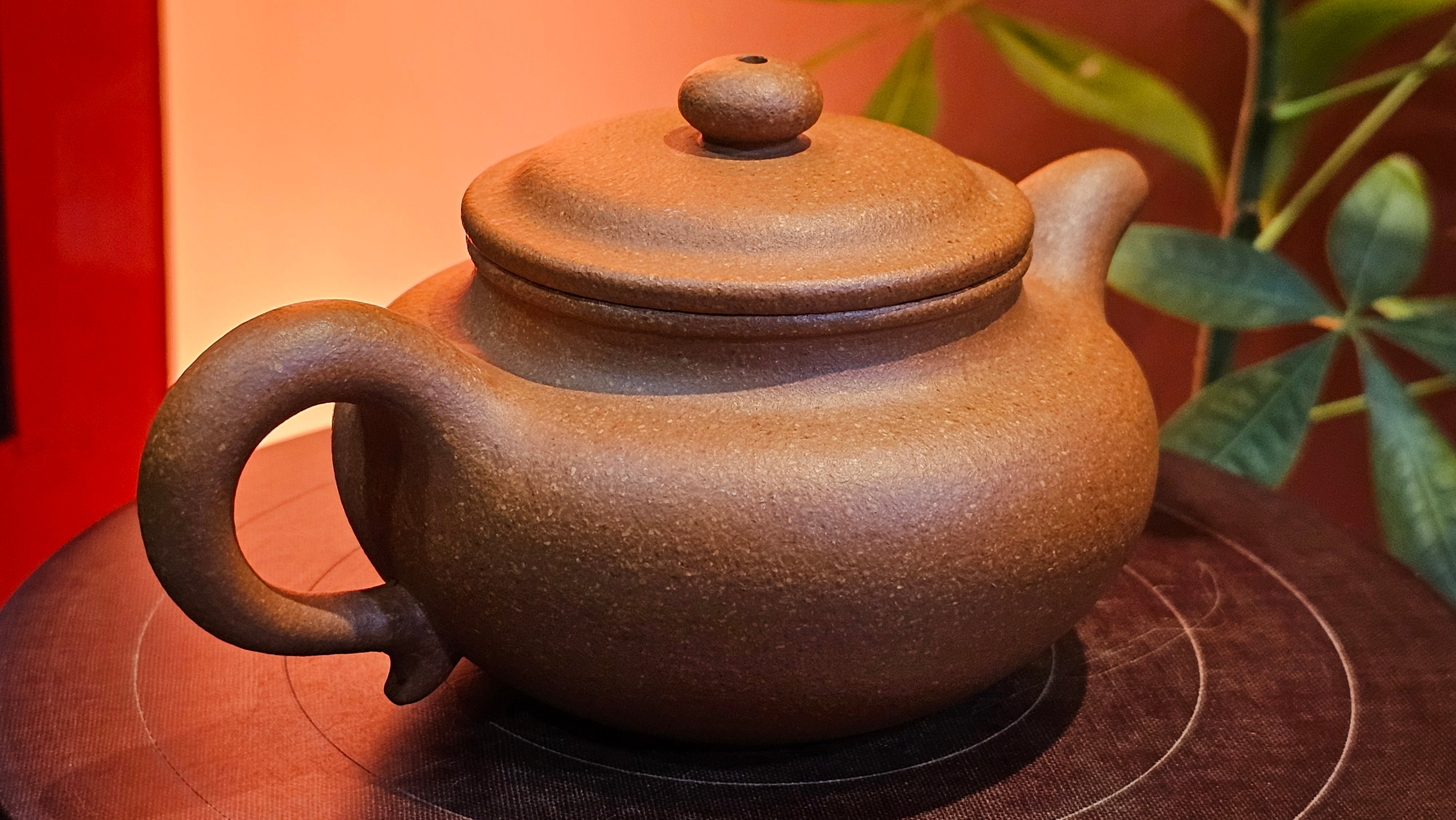 Fang Gu 仿古, 207.3ml, Huang Jiang Po Ni 黄降坡泥, by our Collaborative Craftsman Chen Fa Chu 陈法初。