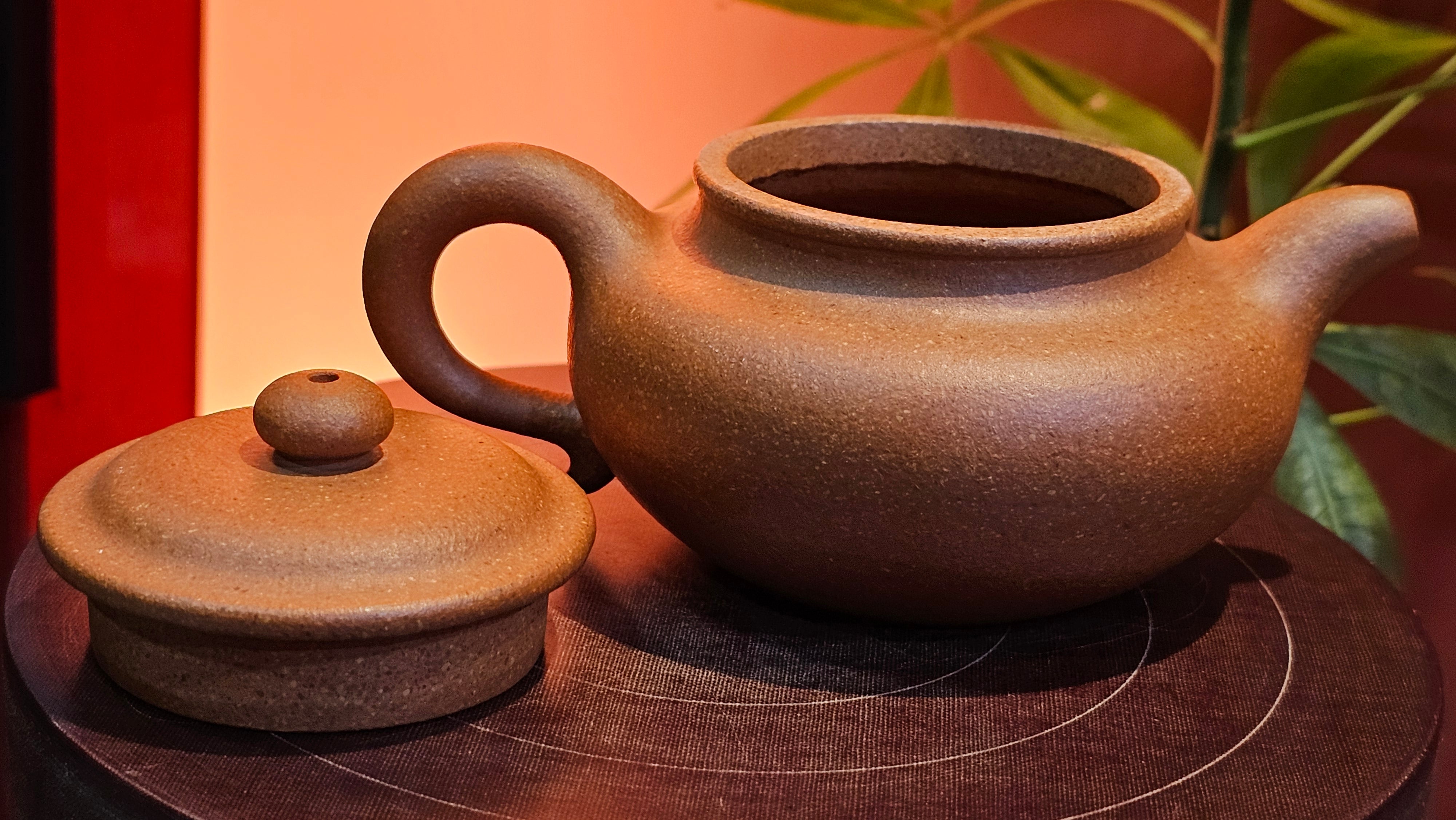 Fang Gu 仿古, 207.3ml, Huang Jiang Po Ni 黄降坡泥, by our Collaborative Craftsman Chen Fa Chu 陈法初。