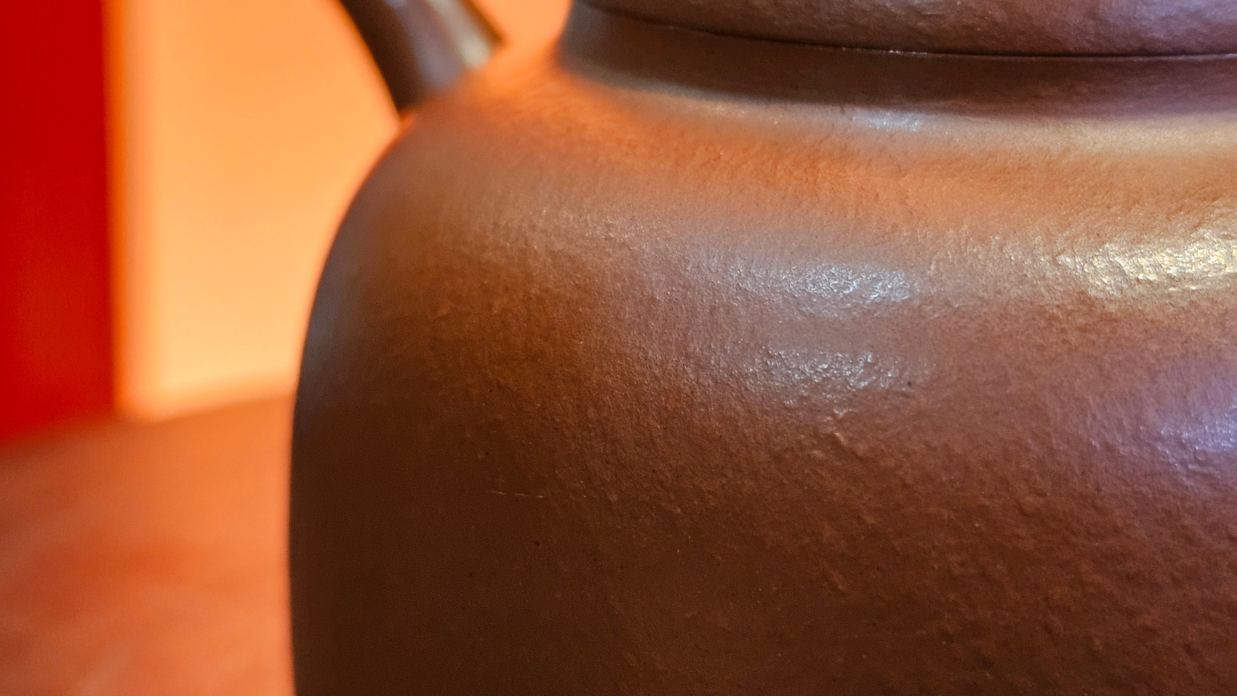 Yi Gong Hu 逸公壶, 139.6ml, Xiao Mei Yao Zhu Ni 小煤窑朱泥,  by our Collaborative Craftsman Shi Yun 石芸 ~ Congratulations to Mr D.K., 1536hrs 11th Apr, Boston, MA.