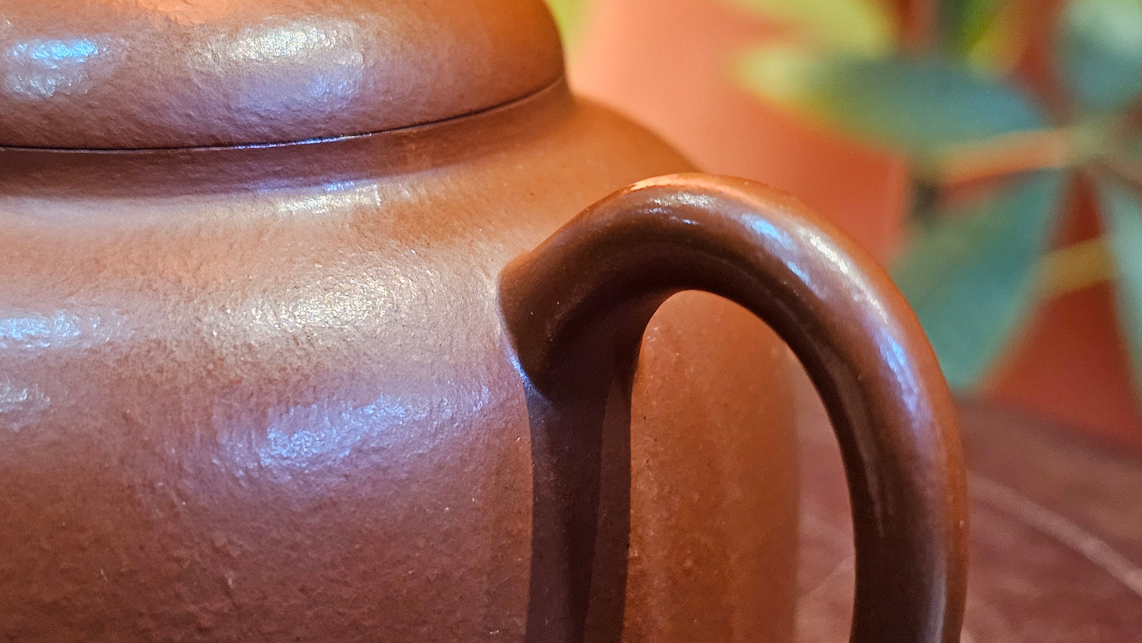 Yi Gong Hu 逸公壶, 139.6ml, Xiao Mei Yao Zhu Ni 小煤窑朱泥,  by our Collaborative Craftsman Shi Yun 石芸 ~ Congratulations to Mr D.K., 1536hrs 11th Apr, Boston, MA.