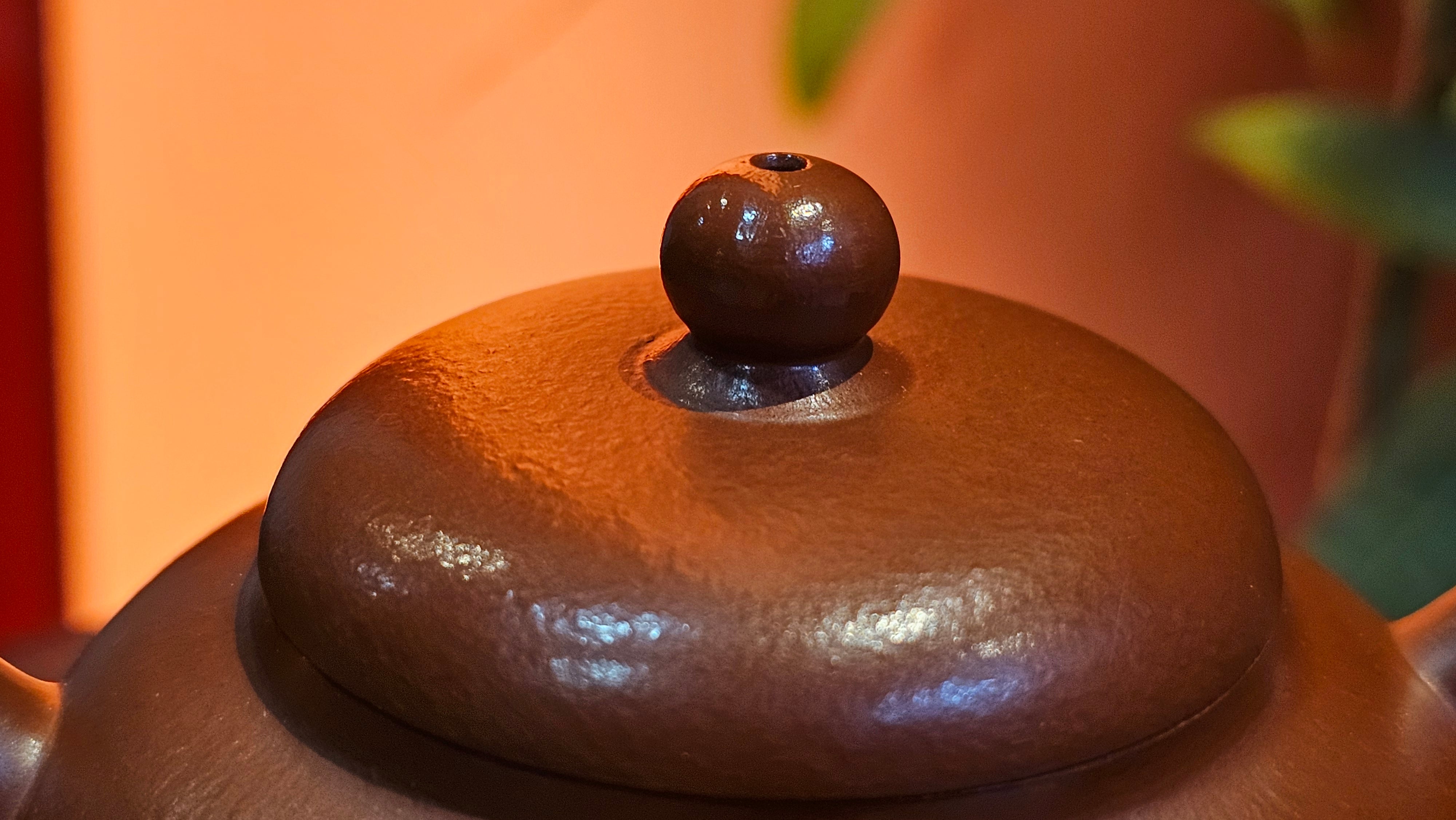 Yi Gong Hu 逸公壶, 139.6ml, Xiao Mei Yao Zhu Ni 小煤窑朱泥,  by our Collaborative Craftsman Shi Yun 石芸 ~ Congratulations to Mr D.K., 1536hrs 11th Apr, Boston, MA.