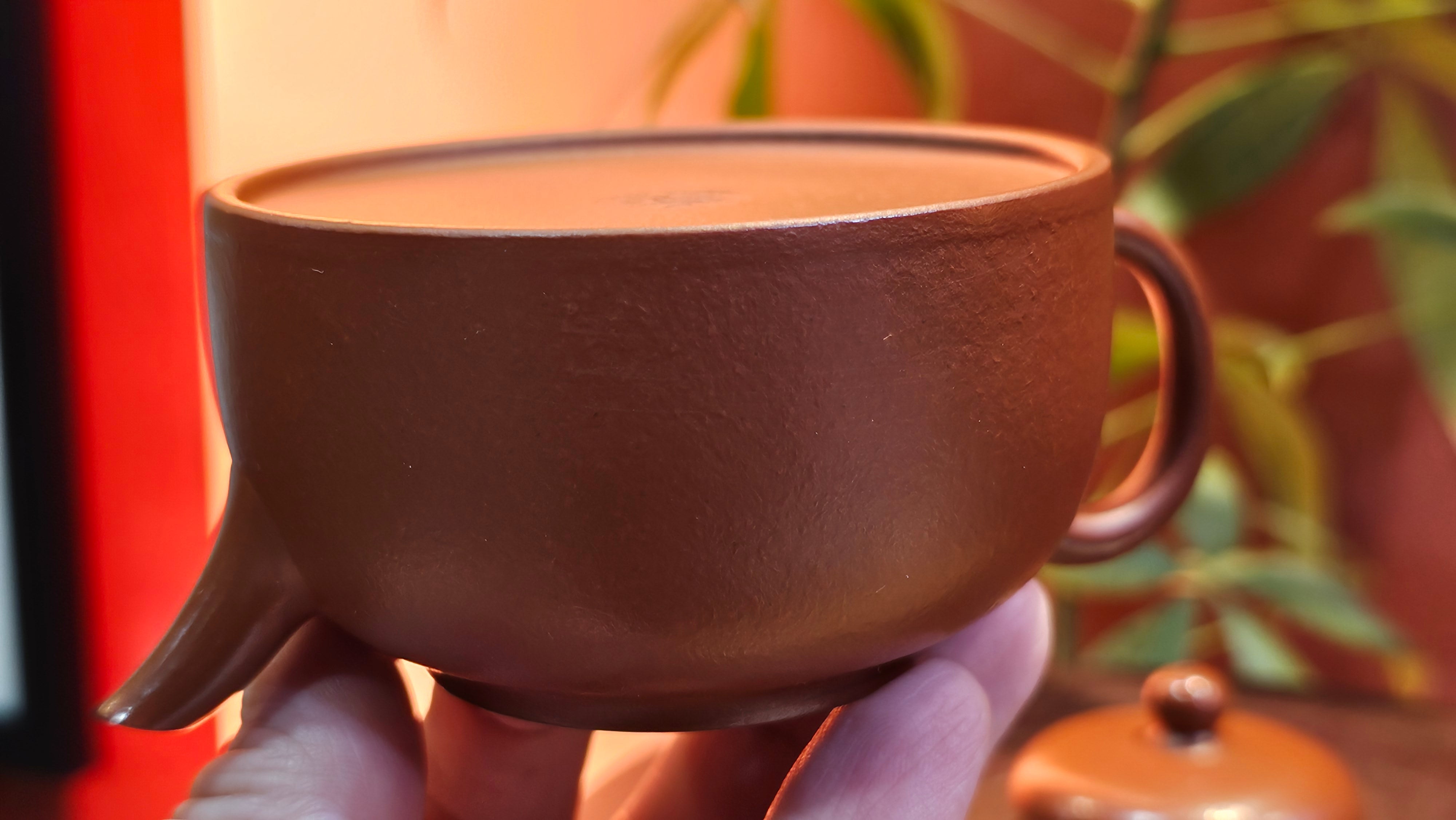 Yi Gong Hu 逸公壶, 139.6ml, Xiao Mei Yao Zhu Ni 小煤窑朱泥,  by our Collaborative Craftsman Shi Yun 石芸 ~ Congratulations to Mr D.K., 1536hrs 11th Apr, Boston, MA.