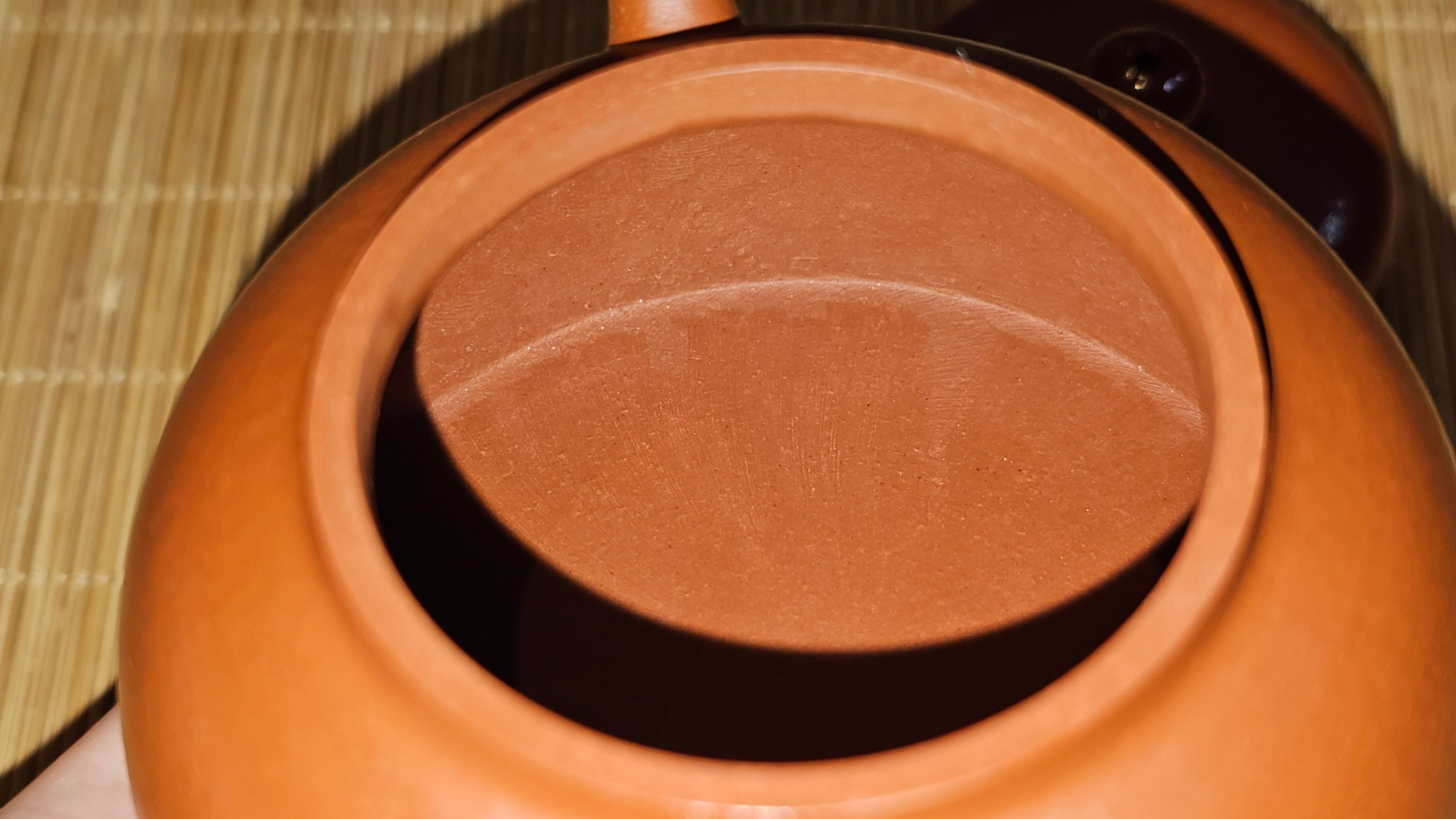 Yi Gong Hu 逸公壶, 139.6ml, Xiao Mei Yao Zhu Ni 小煤窑朱泥,  by our Collaborative Craftsman Shi Yun 石芸 ~ Congratulations to Mr D.K., 1536hrs 11th Apr, Boston, MA.