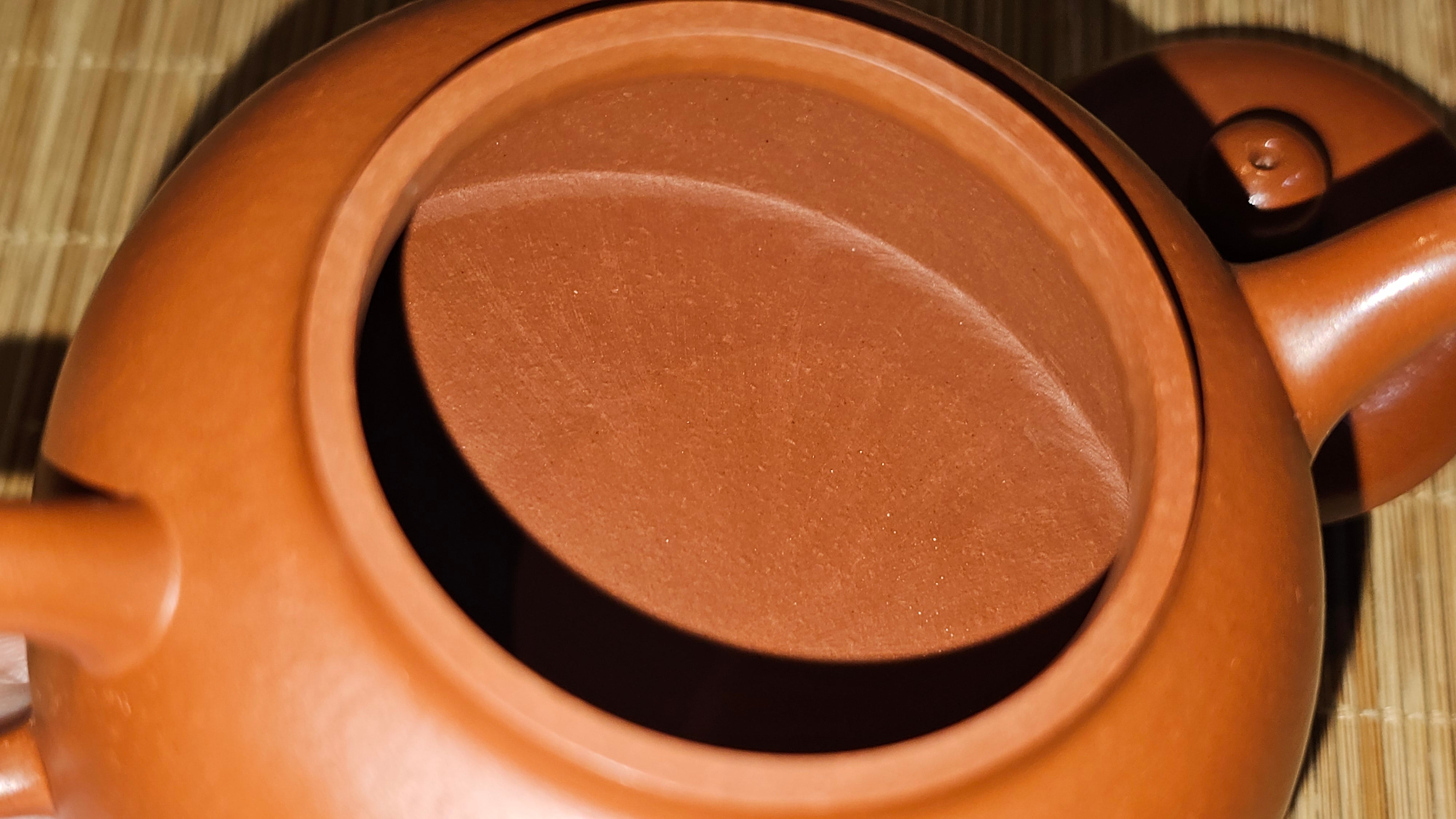 Yi Gong Hu 逸公壶, 139.6ml, Xiao Mei Yao Zhu Ni 小煤窑朱泥,  by our Collaborative Craftsman Shi Yun 石芸 ~ Congratulations to Mr D.K., 1536hrs 11th Apr, Boston, MA.