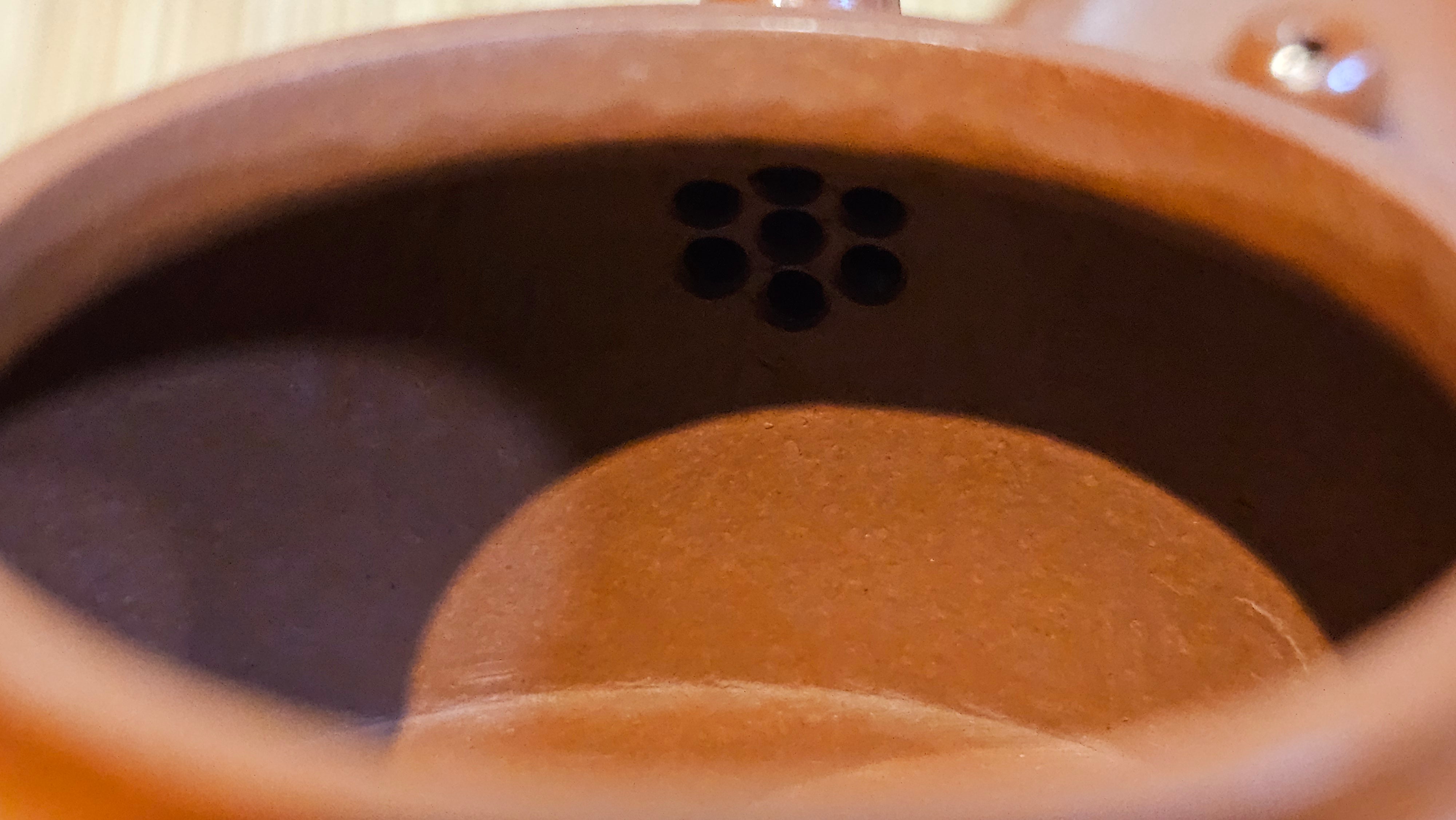 Yi Gong Hu 逸公壶, 139.6ml, Xiao Mei Yao Zhu Ni 小煤窑朱泥,  by our Collaborative Craftsman Shi Yun 石芸 ~ Congratulations to Mr D.K., 1536hrs 11th Apr, Boston, MA.