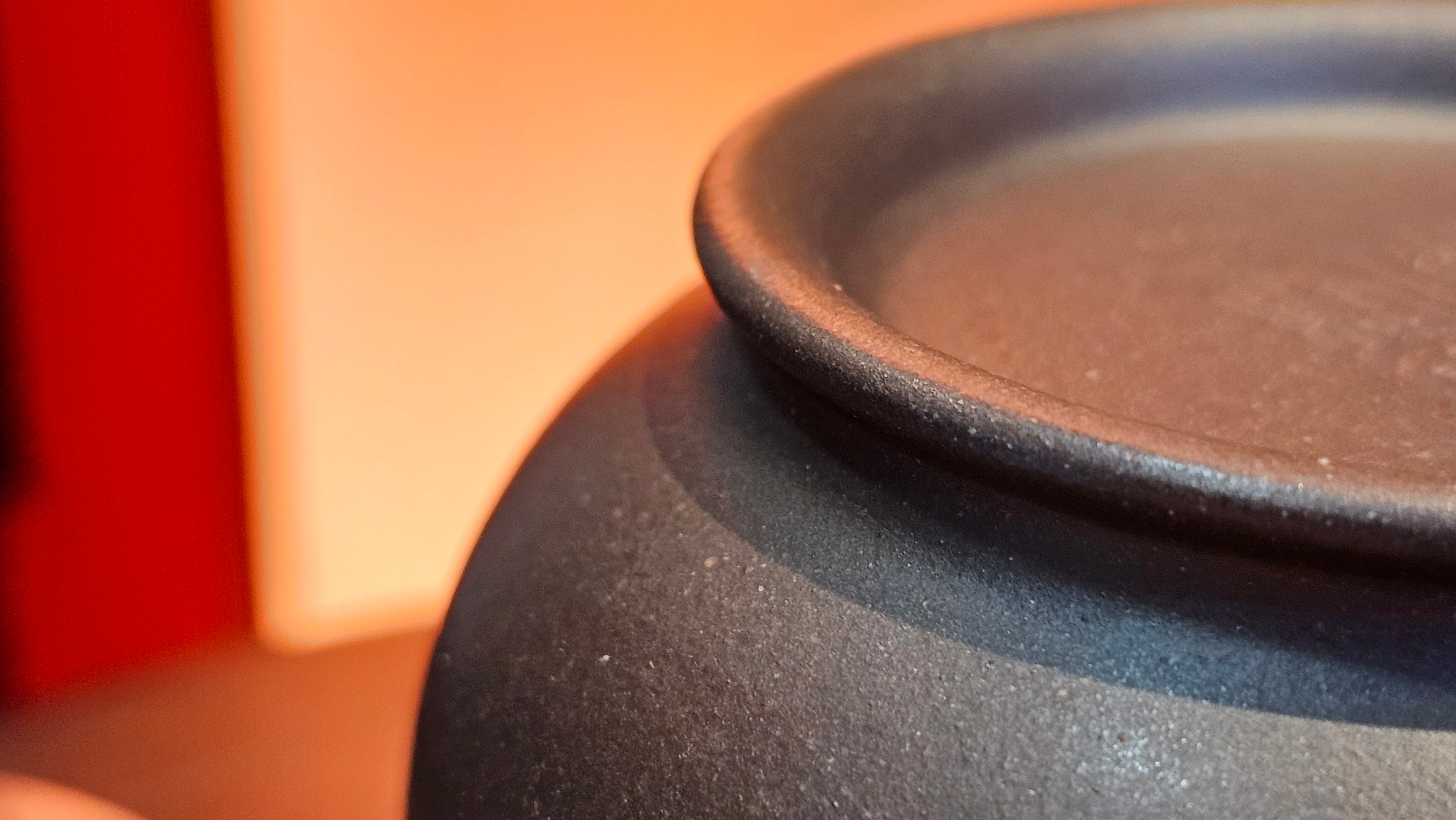 Pan Hu 番壶, 238.8ml, Da Shui Tan Zi Ni 大水潭紫泥, by our Collaborative Craftsman Chen Fa Chu 陈法初。