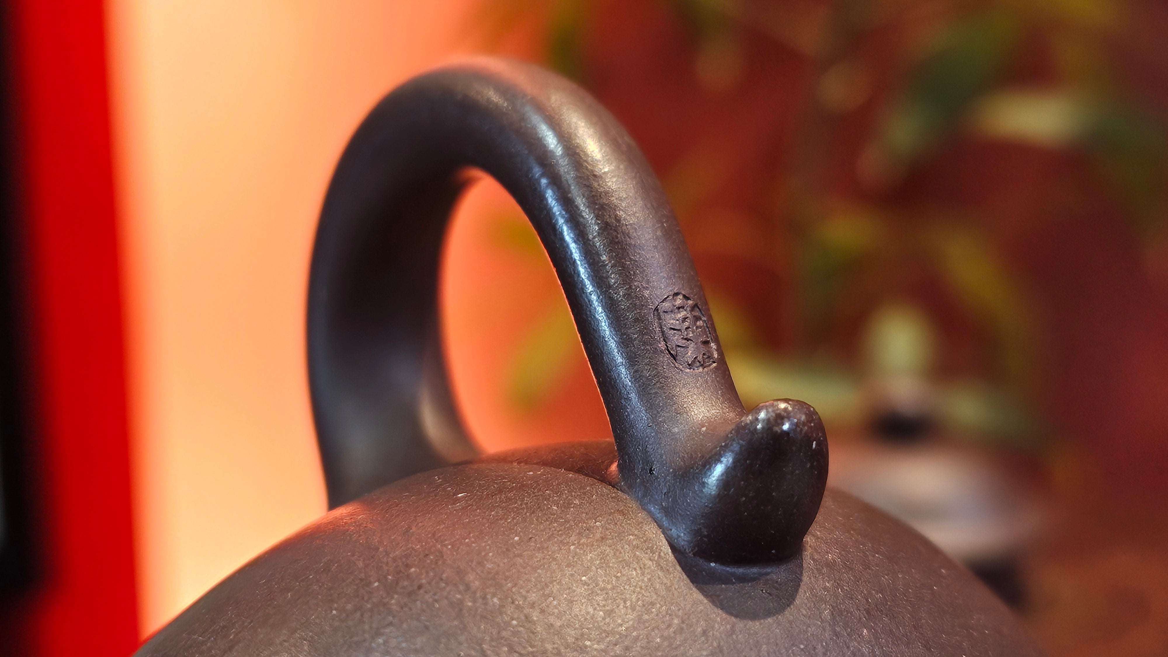 Pan Hu 番壶, 238.8ml, Da Shui Tan Zi Ni 大水潭紫泥, by our Collaborative Craftsman Chen Fa Chu 陈法初。