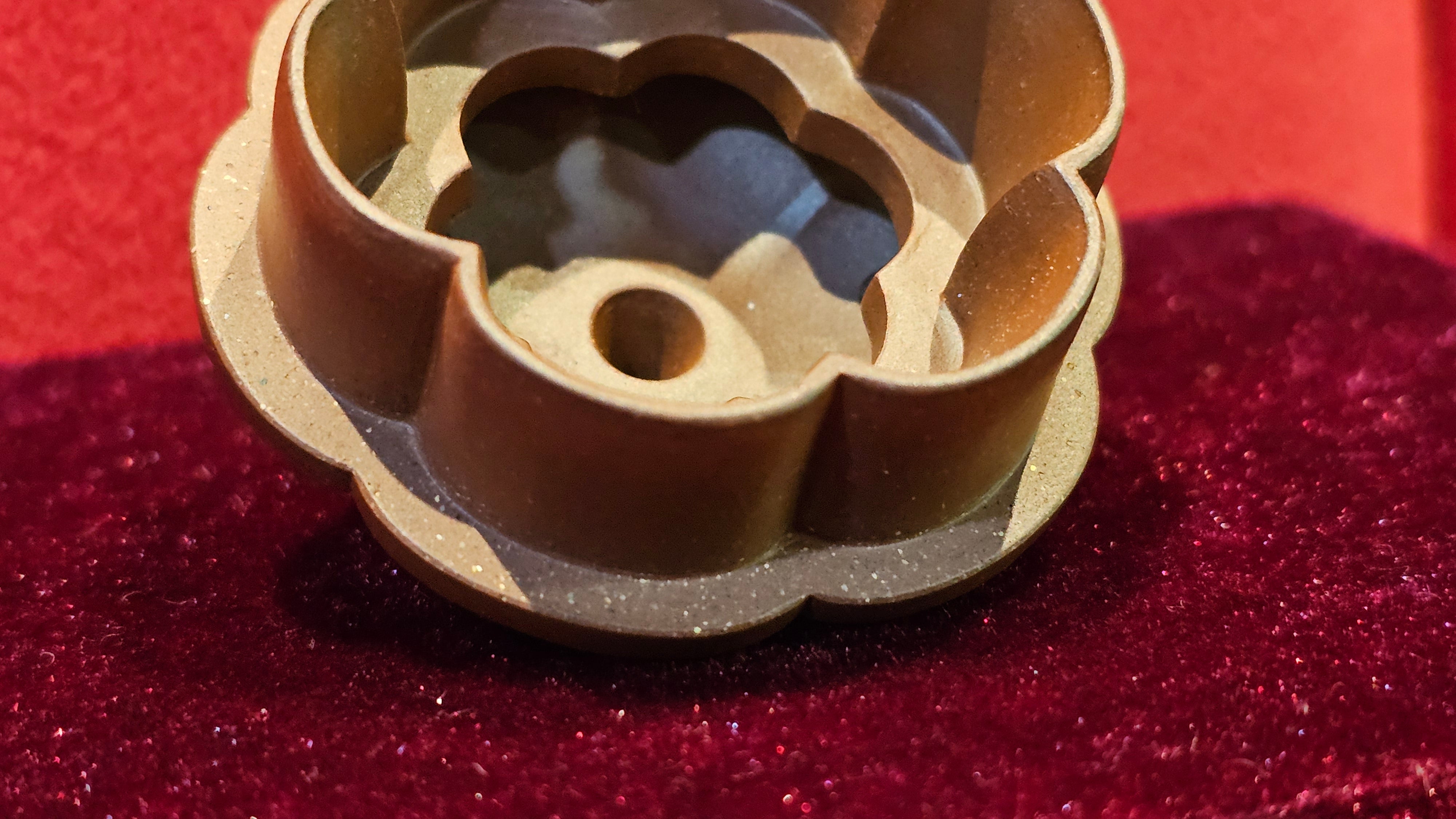 《待春》Dai Chun ~ "Imminence of Spring", 192.6ml, Di Cao Qing Zi Ni 底槽青紫泥 ~ Crafted by L3A Master Consummate Artist Li Yan Ru 李艳如 ~ Congratulations to Prof A.G., 26th March 0703hrs, Long Beach, CA.