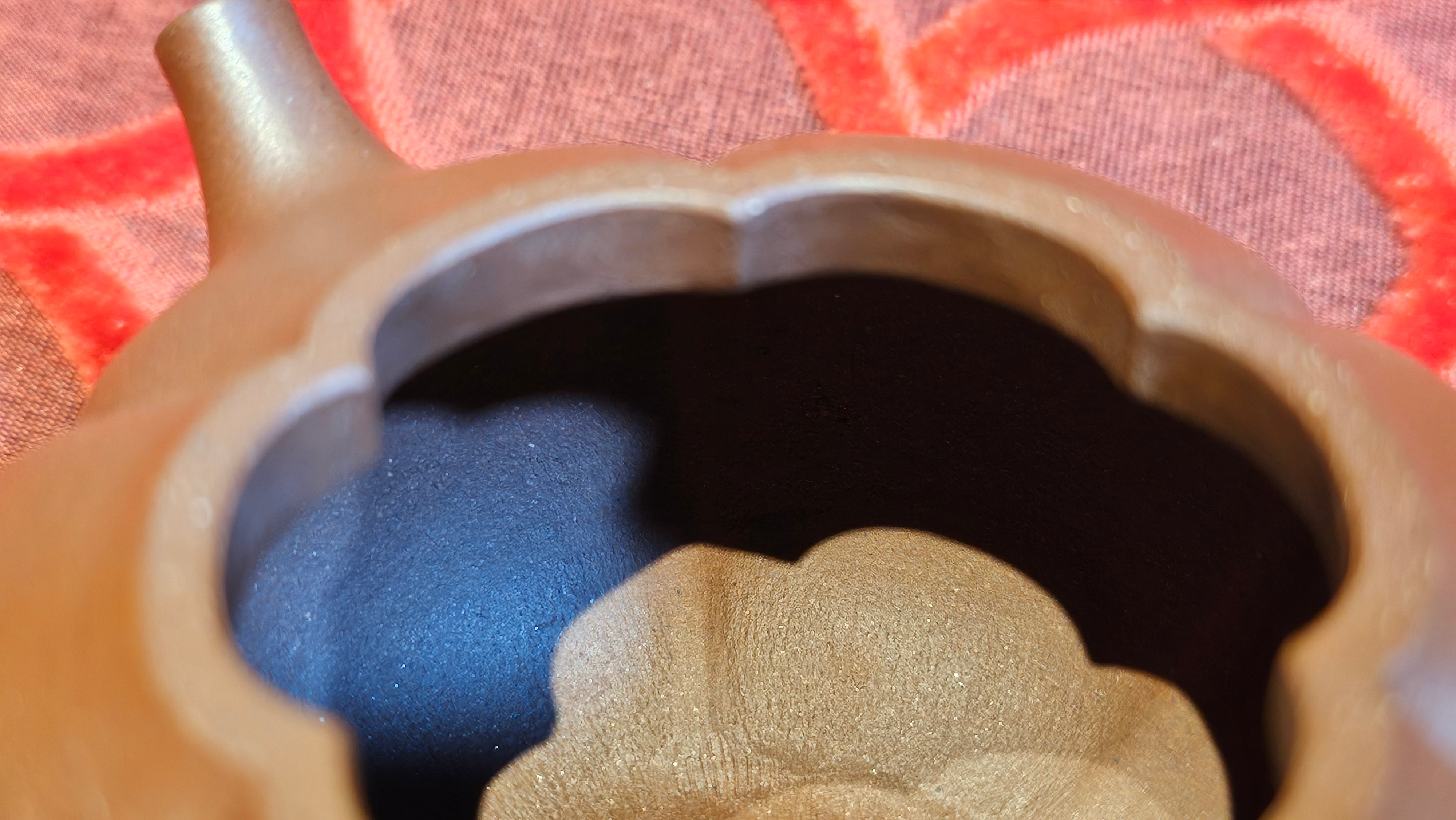 《待春》Dai Chun ~ "Imminence of Spring", 192.6ml, Di Cao Qing Zi Ni 底槽青紫泥 ~ Crafted by L3A Master Consummate Artist Li Yan Ru 李艳如 ~ Congratulations to Prof A.G., 26th March 0703hrs, Long Beach, CA.