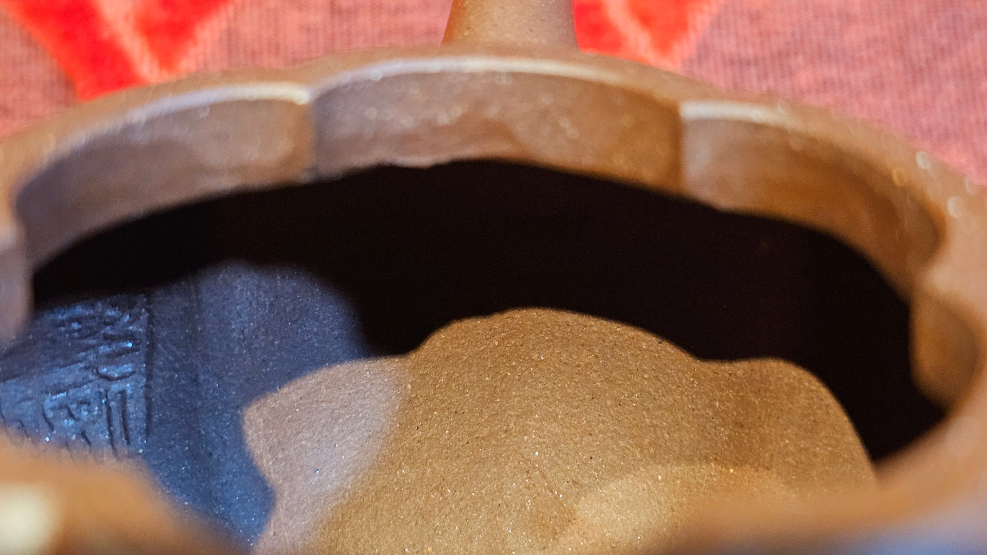 《待春》Dai Chun ~ "Imminence of Spring", 192.6ml, Di Cao Qing Zi Ni 底槽青紫泥 ~ Crafted by L3A Master Consummate Artist Li Yan Ru 李艳如 ~ Congratulations to Prof A.G., 26th March 0703hrs, Long Beach, CA.