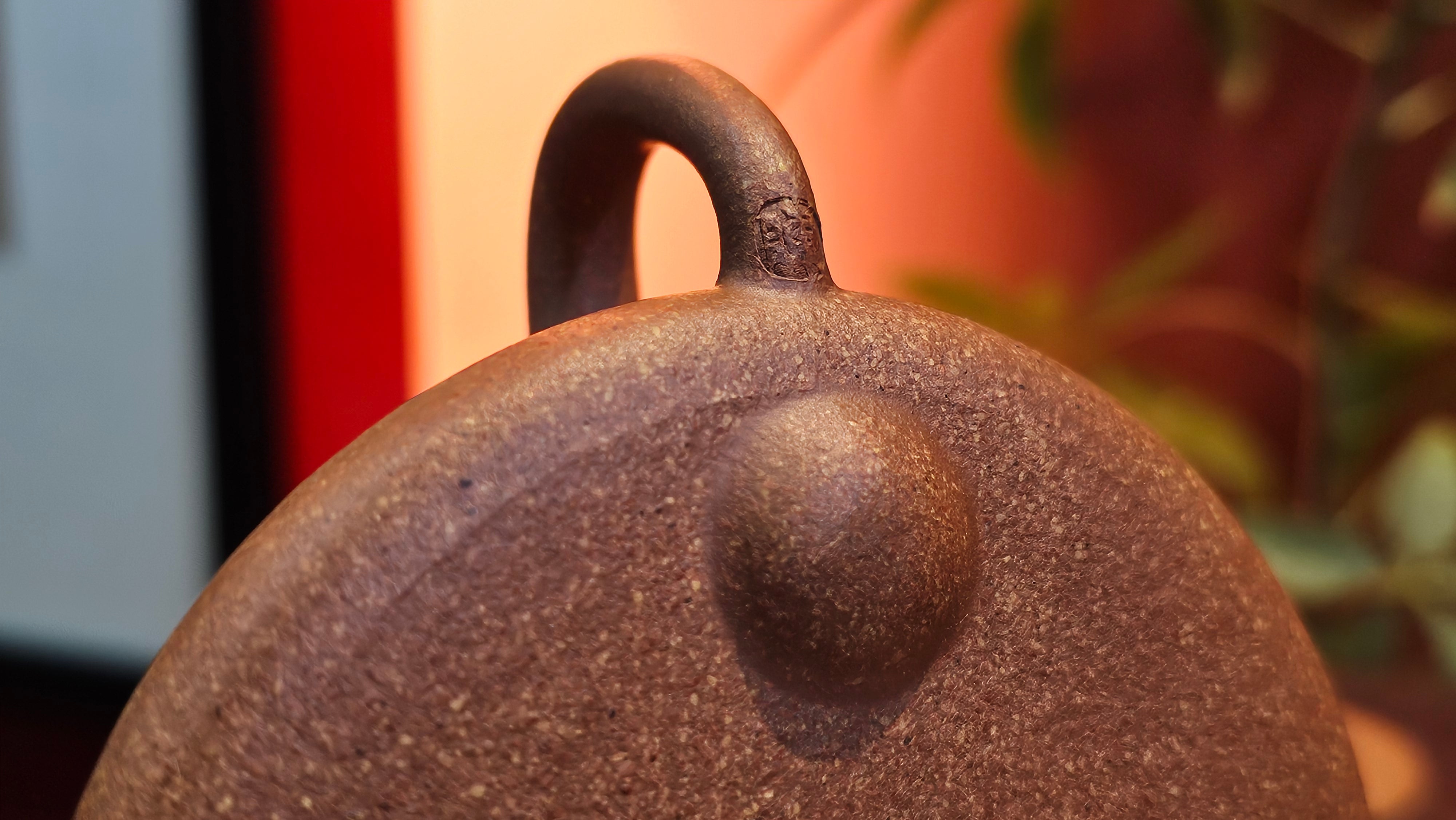 Shi Piao 石瓢, 152.0ml, Ping Gai Shi Piao 平盖石瓢 Huang Jiang Po Ni 黄降坡泥, by our Collaborative Craftsman Chen Hua Jun 陈华军。