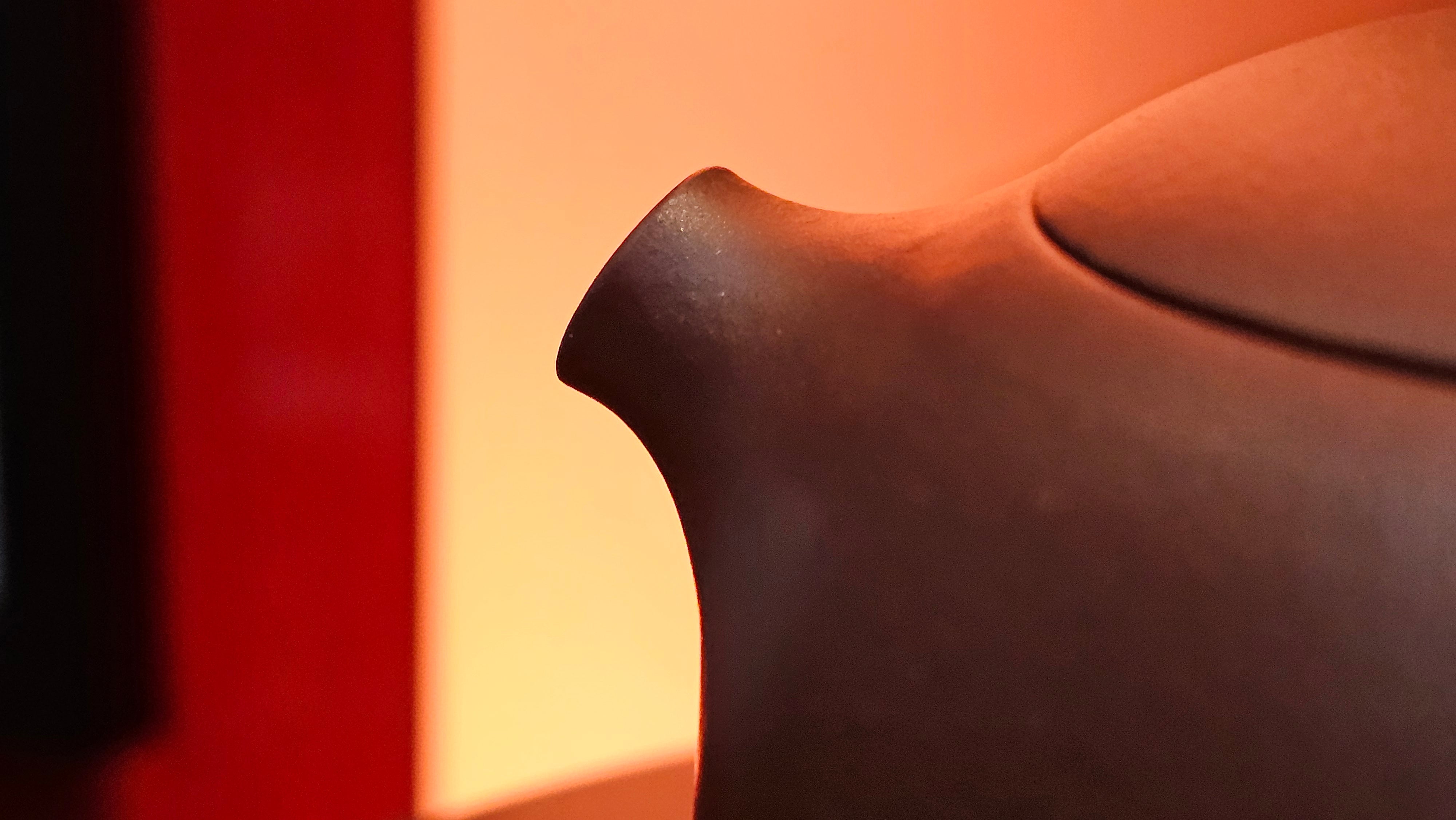 Xi Shi 西施, 171.6ml, Di Cao Qing Zi Ni 底槽青紫泥, by Craftsman Gu Xiao Ming 顾小明。