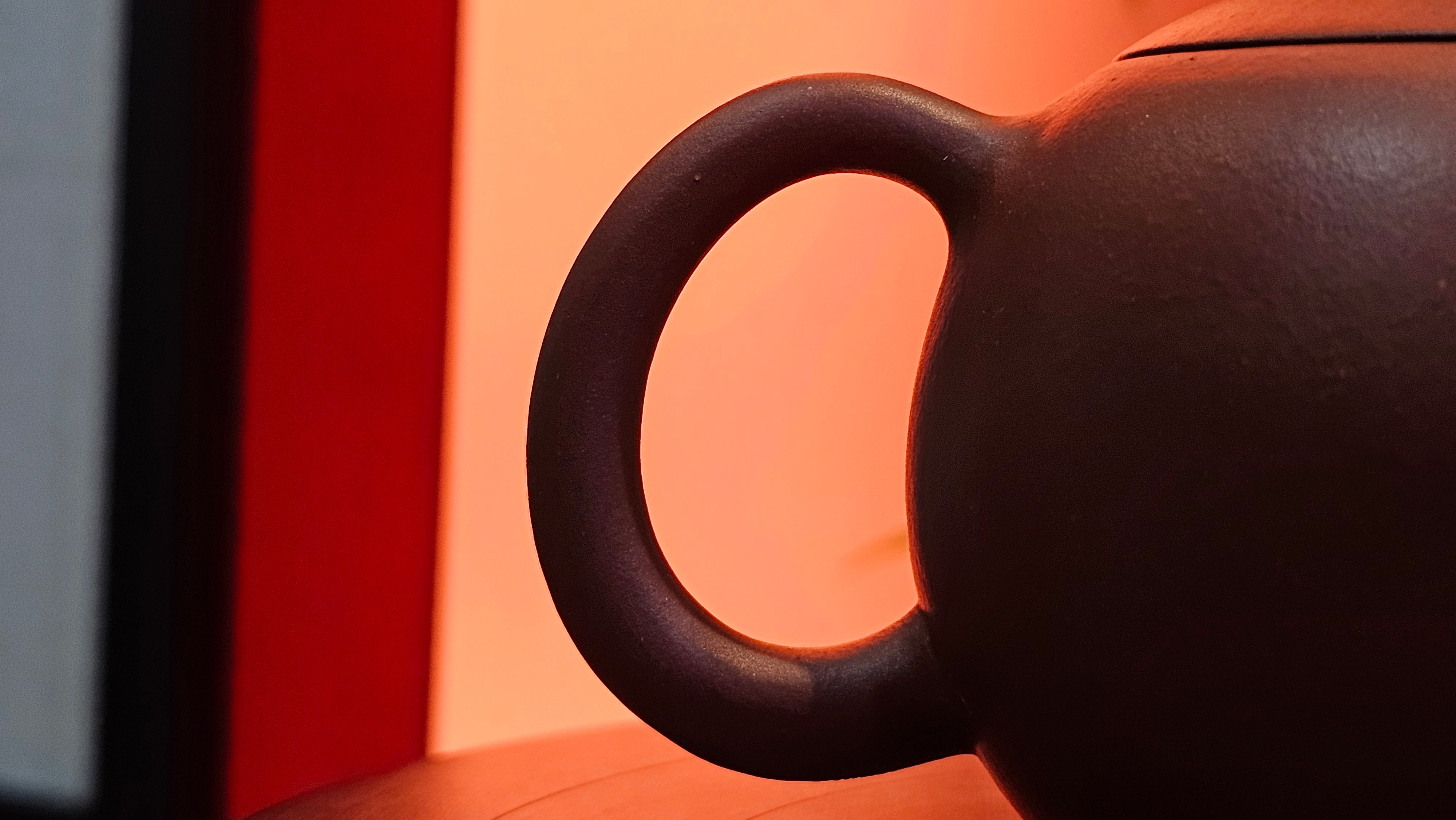 Xi Shi 西施, 171.6ml, Di Cao Qing Zi Ni 底槽青紫泥, by Craftsman Gu Xiao Ming 顾小明。