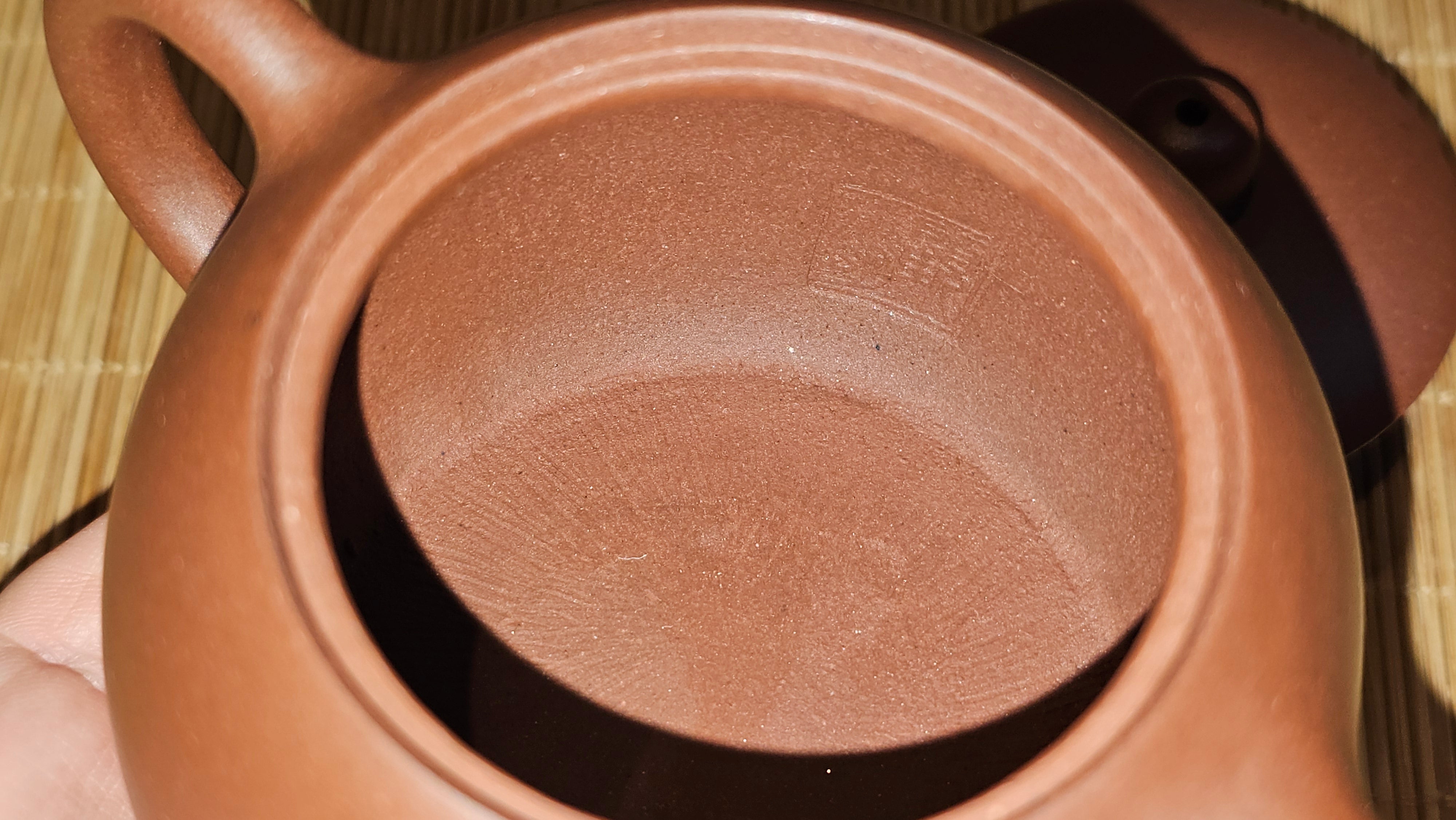 Xi Shi 西施, 171.6ml, Di Cao Qing Zi Ni 底槽青紫泥, by Craftsman Gu Xiao Ming 顾小明。