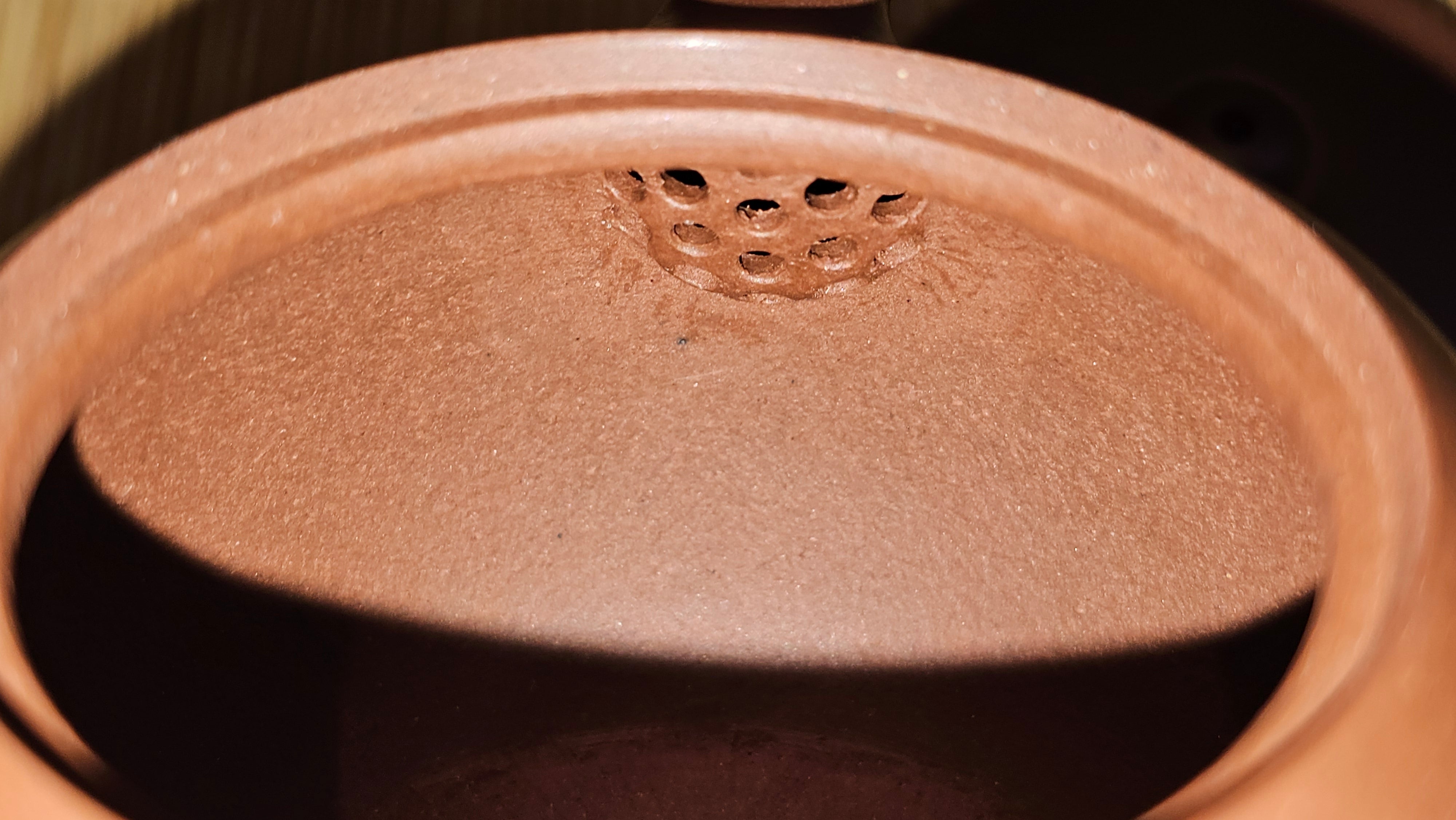 Xi Shi 西施, 171.6ml, Di Cao Qing Zi Ni 底槽青紫泥, by Craftsman Gu Xiao Ming 顾小明。