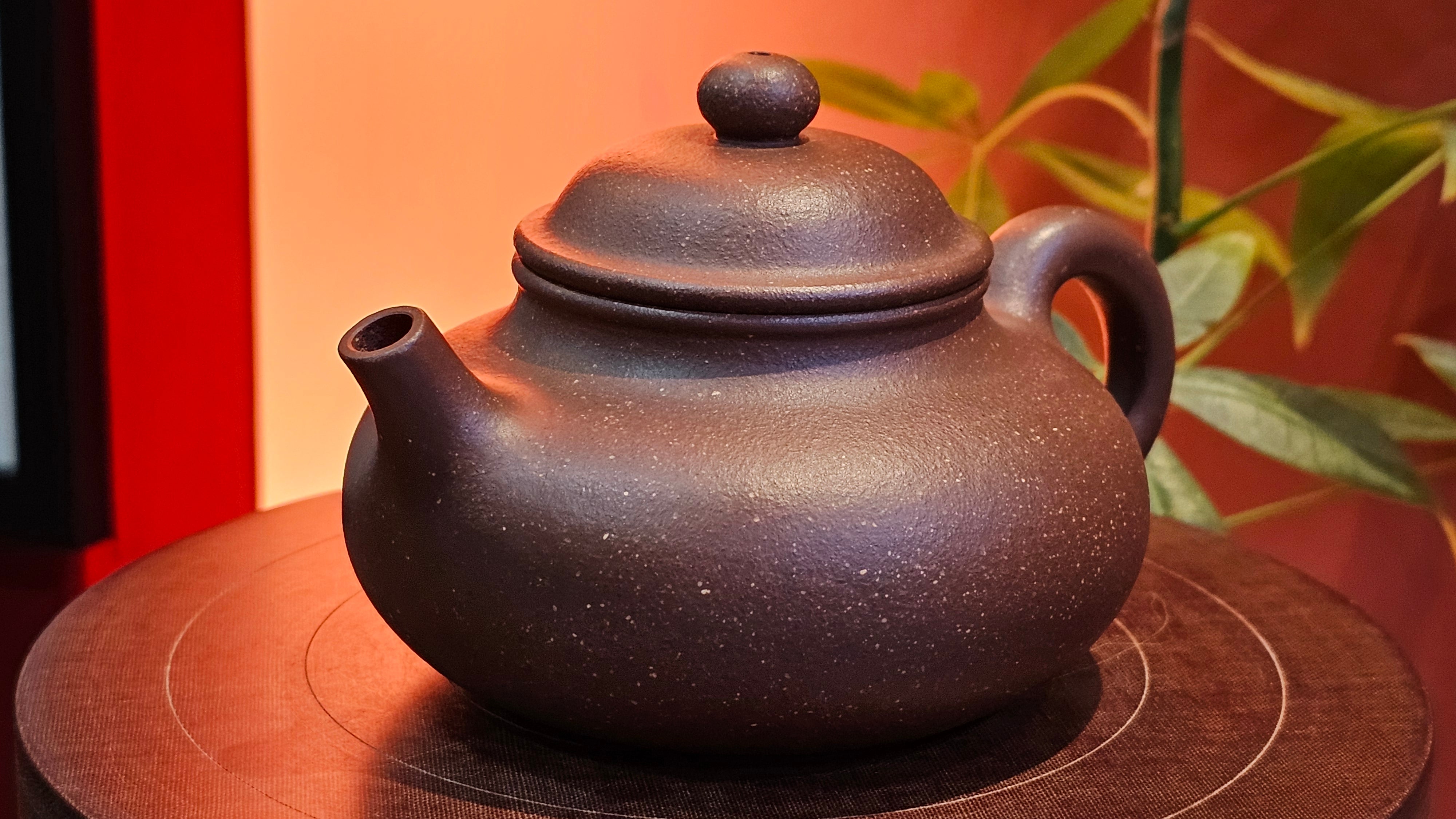 Rong Tian 容天, 248.3ml, Lao Zi Ni 老紫泥 (Particular High Graininess, and Low Sieve Count), by Craftsman Chen Fa Chu 陈法初 ~ Congratulations to Mr T.L., 1957hrs 16th Apr, Singapore 🇸🇬.