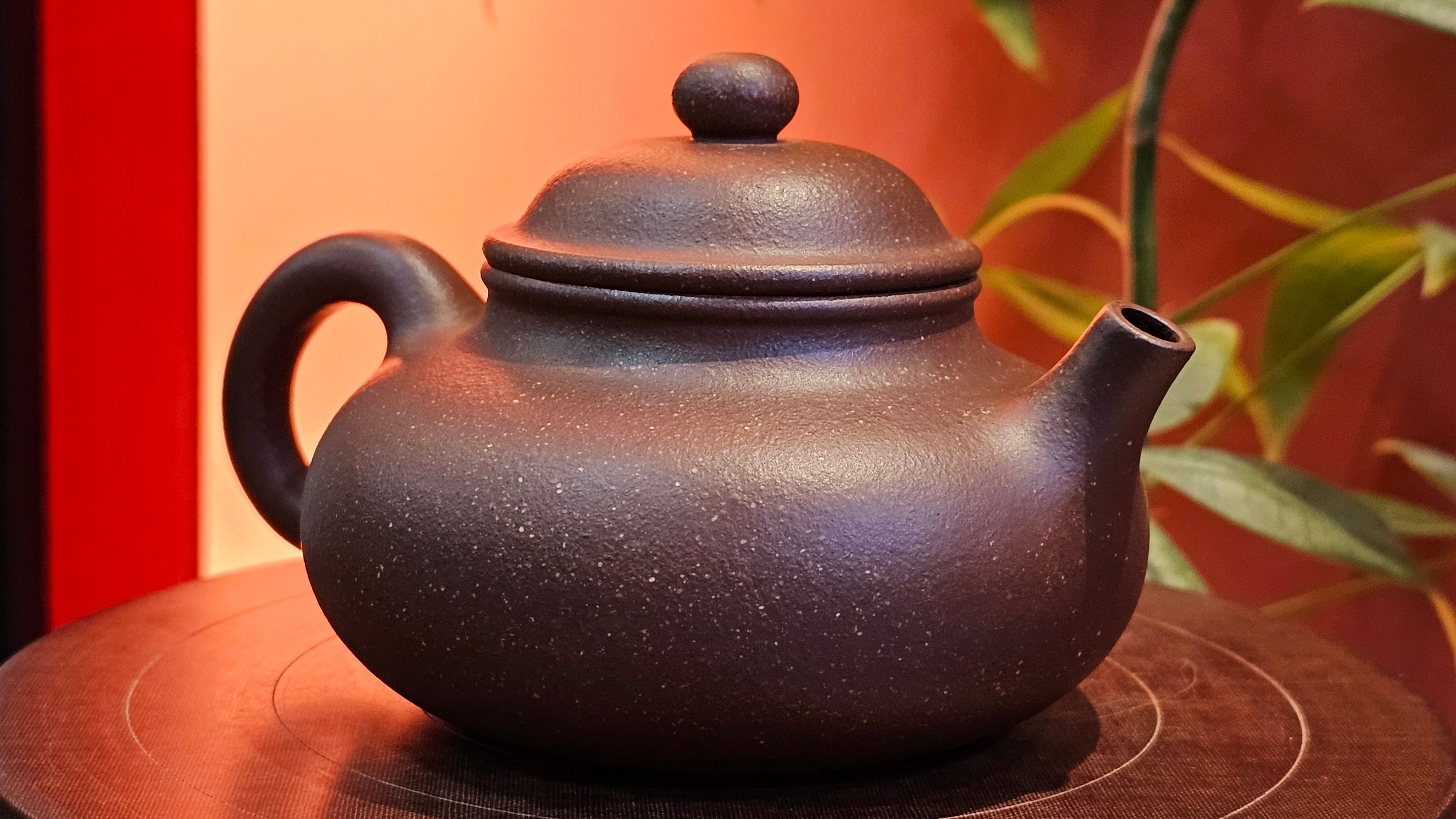 Rong Tian 容天, 248.3ml, Lao Zi Ni 老紫泥 (Particular High Graininess, and Low Sieve Count), by Craftsman Chen Fa Chu 陈法初 ~ Congratulations to Mr T.L., 1957hrs 16th Apr, Singapore 🇸🇬.