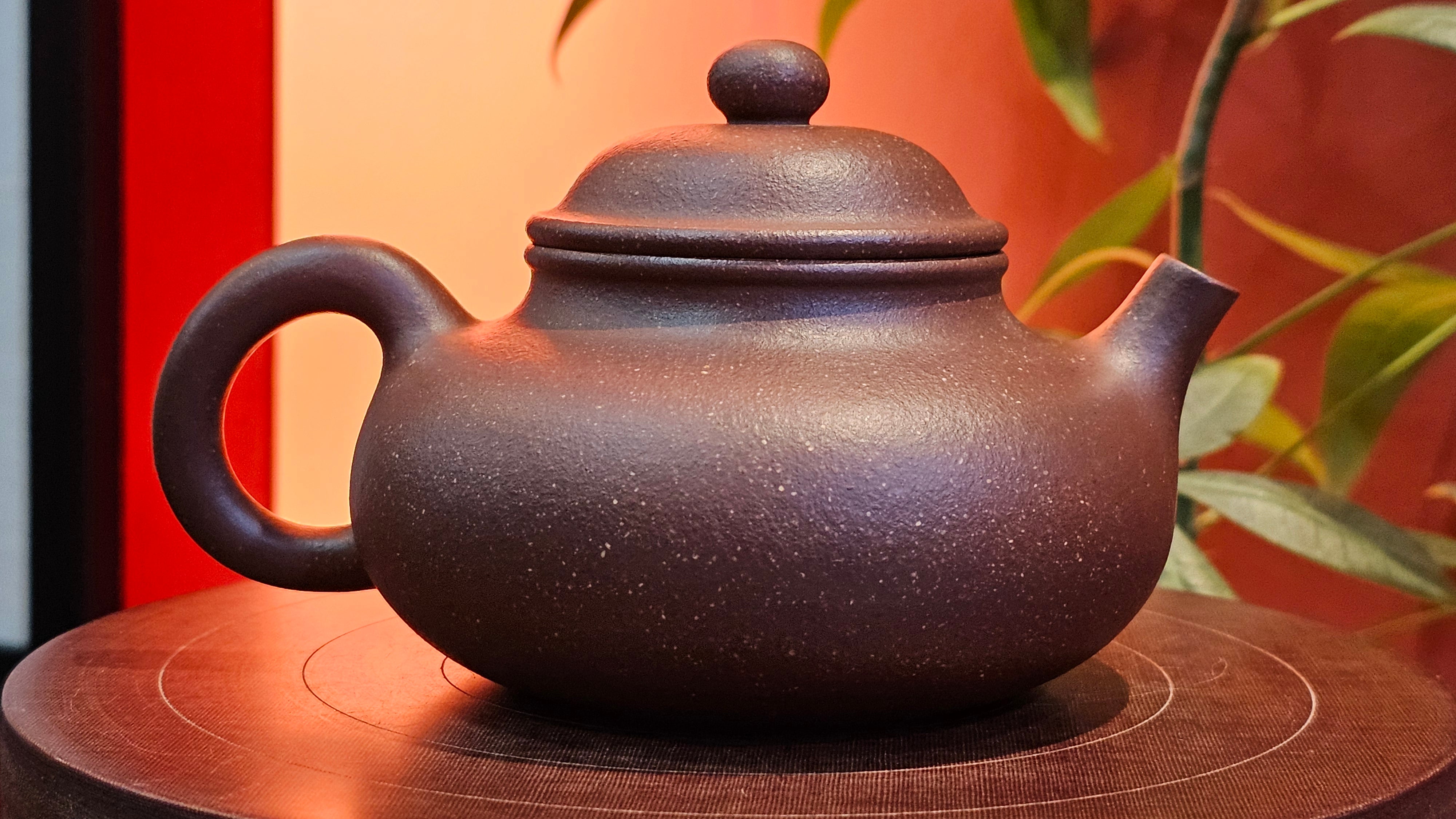 Rong Tian 容天, 248.3ml, Lao Zi Ni 老紫泥 (Particular High Graininess, and Low Sieve Count), by Craftsman Chen Fa Chu 陈法初 ~ Congratulations to Mr T.L., 1957hrs 16th Apr, Singapore 🇸🇬.