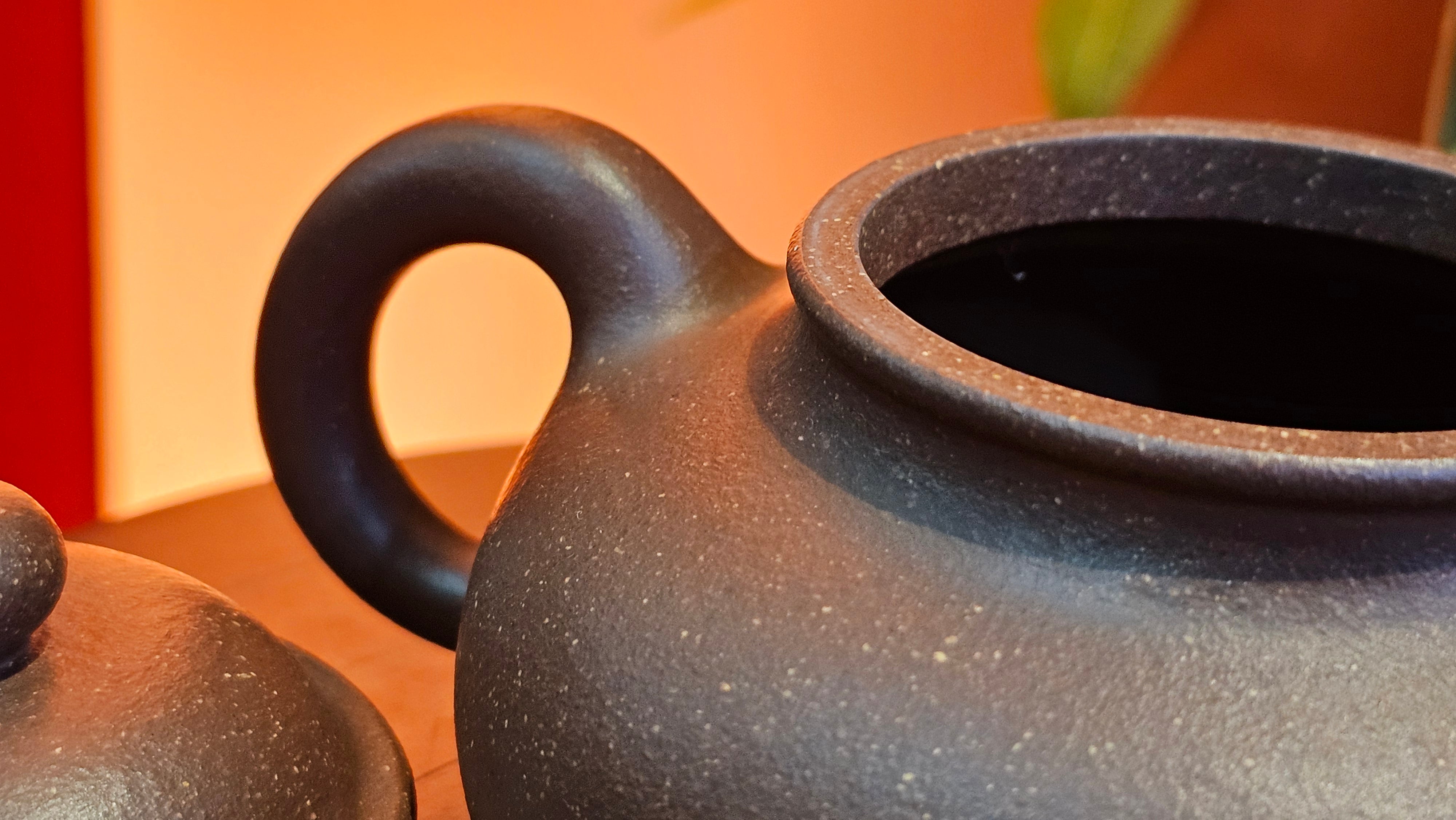 Rong Tian 容天, 248.3ml, Lao Zi Ni 老紫泥 (Particular High Graininess, and Low Sieve Count), by Craftsman Chen Fa Chu 陈法初 ~ Congratulations to Mr T.L., 1957hrs 16th Apr, Singapore 🇸🇬.