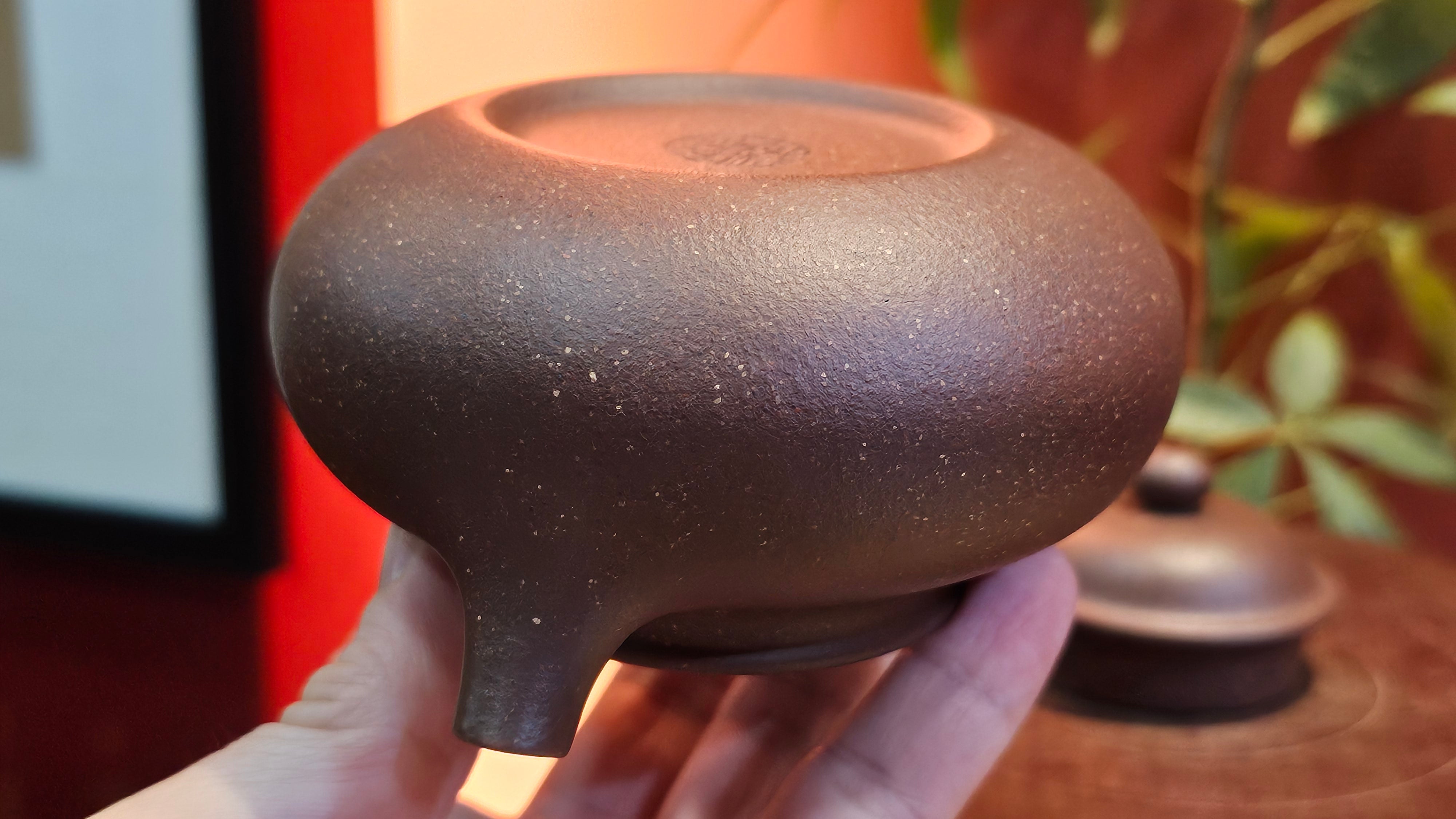 Rong Tian 容天, 248.3ml, Lao Zi Ni 老紫泥 (Particular High Graininess, and Low Sieve Count), by Craftsman Chen Fa Chu 陈法初 ~ Congratulations to Mr T.L., 1957hrs 16th Apr, Singapore 🇸🇬.