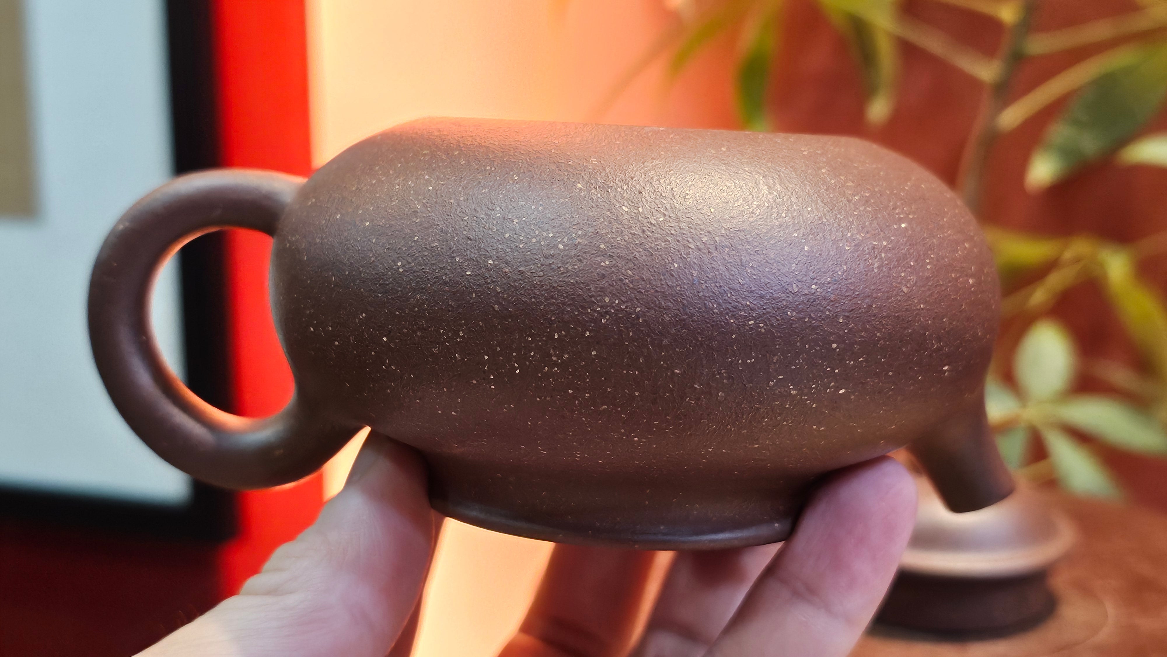 Rong Tian 容天, 248.3ml, Lao Zi Ni 老紫泥 (Particular High Graininess, and Low Sieve Count), by Craftsman Chen Fa Chu 陈法初 ~ Congratulations to Mr T.L., 1957hrs 16th Apr, Singapore 🇸🇬.