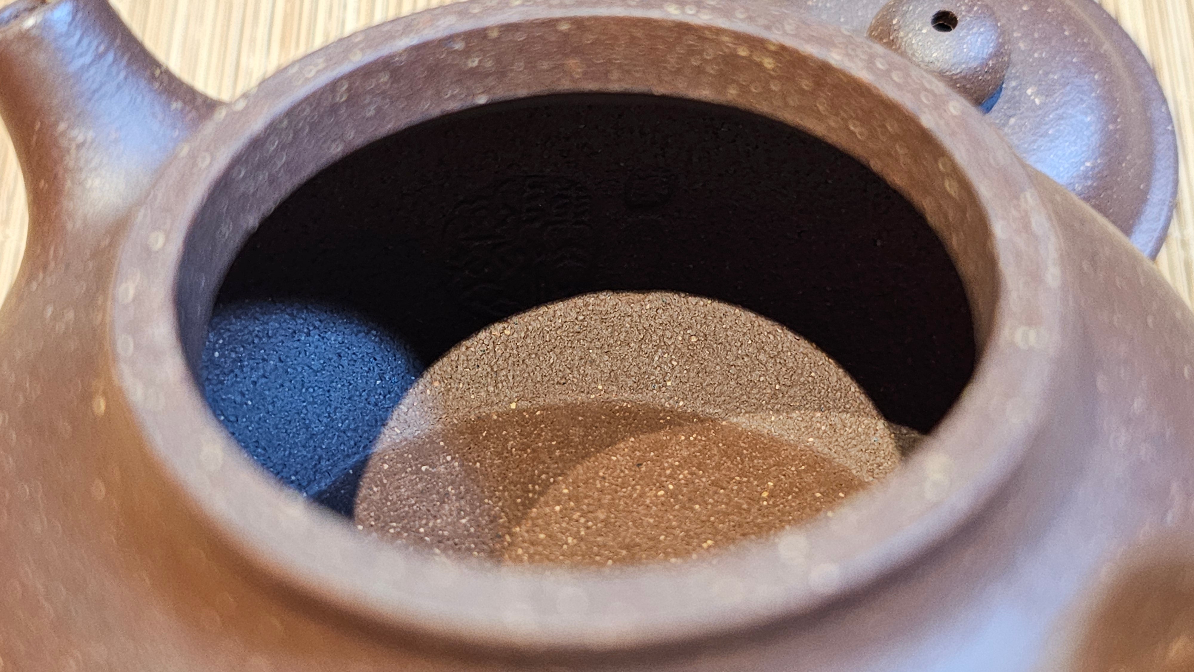 Rong Tian 容天, 248.3ml, Lao Zi Ni 老紫泥 (Particular High Graininess, and Low Sieve Count), by Craftsman Chen Fa Chu 陈法初 ~ Congratulations to Mr T.L., 1957hrs 16th Apr, Singapore 🇸🇬.