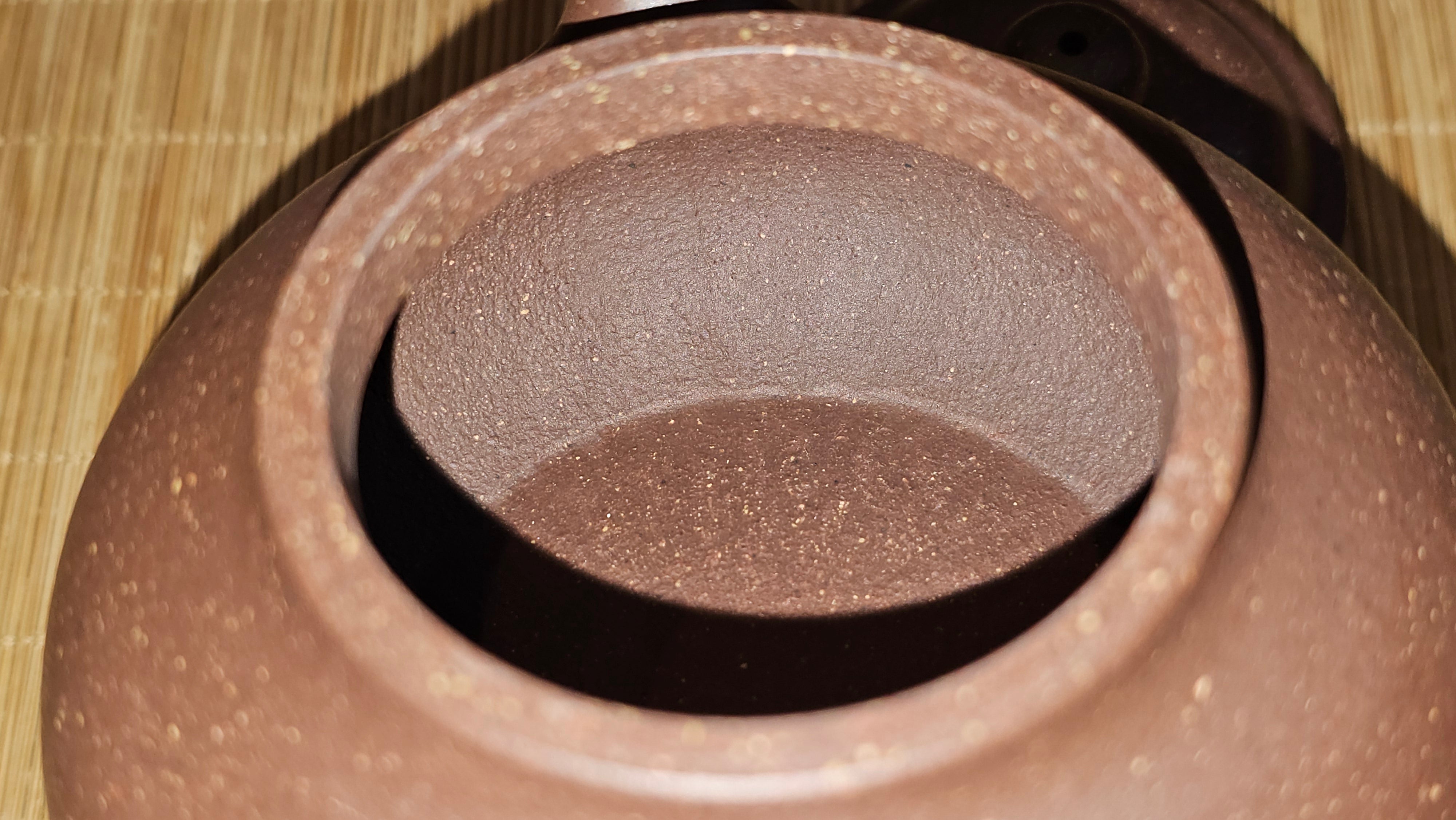 Rong Tian 容天, 248.3ml, Lao Zi Ni 老紫泥 (Particular High Graininess, and Low Sieve Count), by Craftsman Chen Fa Chu 陈法初 ~ Congratulations to Mr T.L., 1957hrs 16th Apr, Singapore 🇸🇬.