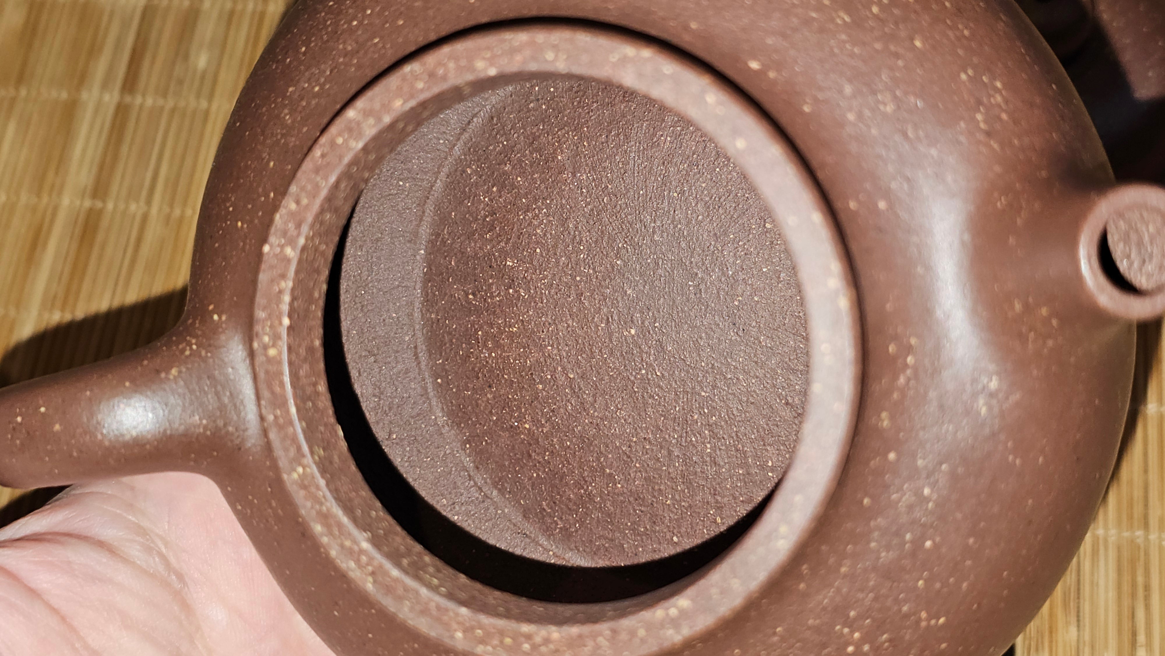 Rong Tian 容天, 248.3ml, Lao Zi Ni 老紫泥 (Particular High Graininess, and Low Sieve Count), by Craftsman Chen Fa Chu 陈法初 ~ Congratulations to Mr T.L., 1957hrs 16th Apr, Singapore 🇸🇬.